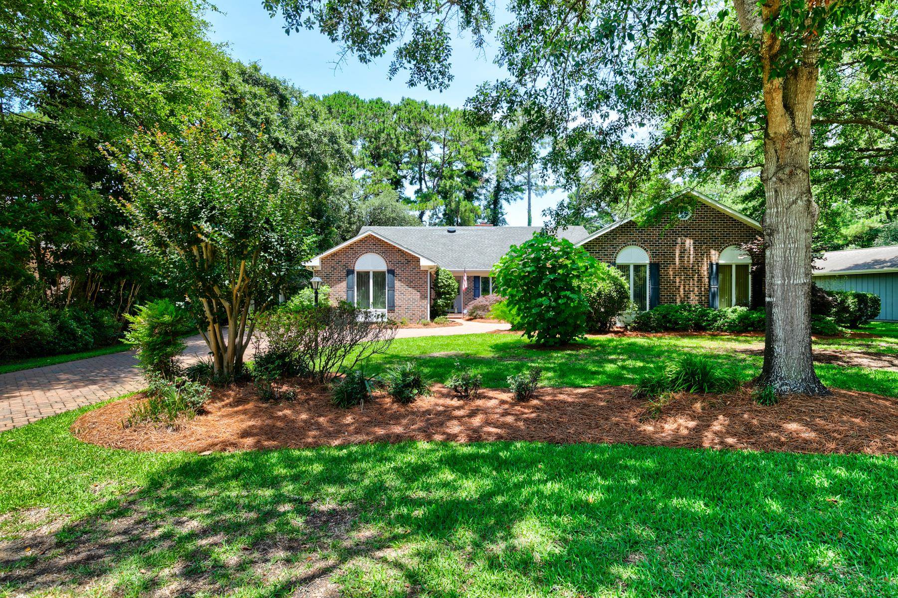 466 Country Club Dr. Property Photo 42