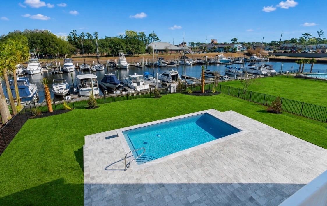 1316 Marina Bay Dr. Property Photo 6