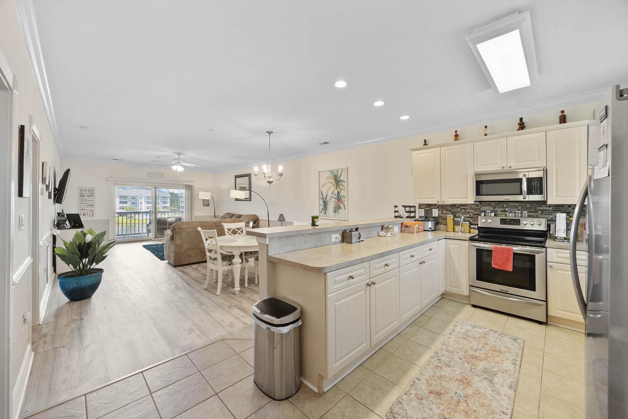 4855 Luster Leaf Circle Property Photo 2
