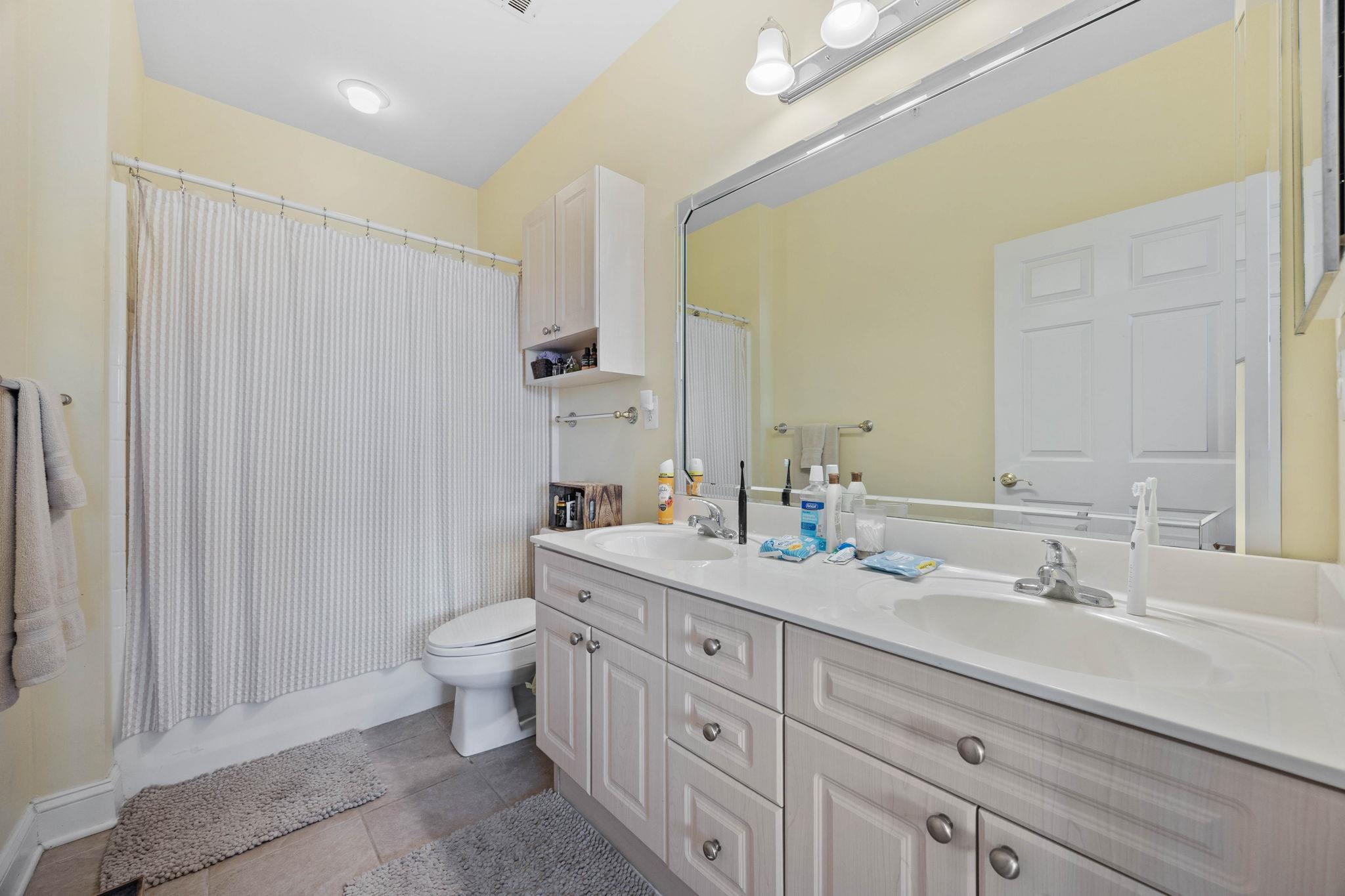 4855 Luster Leaf Circle Property Photo 18