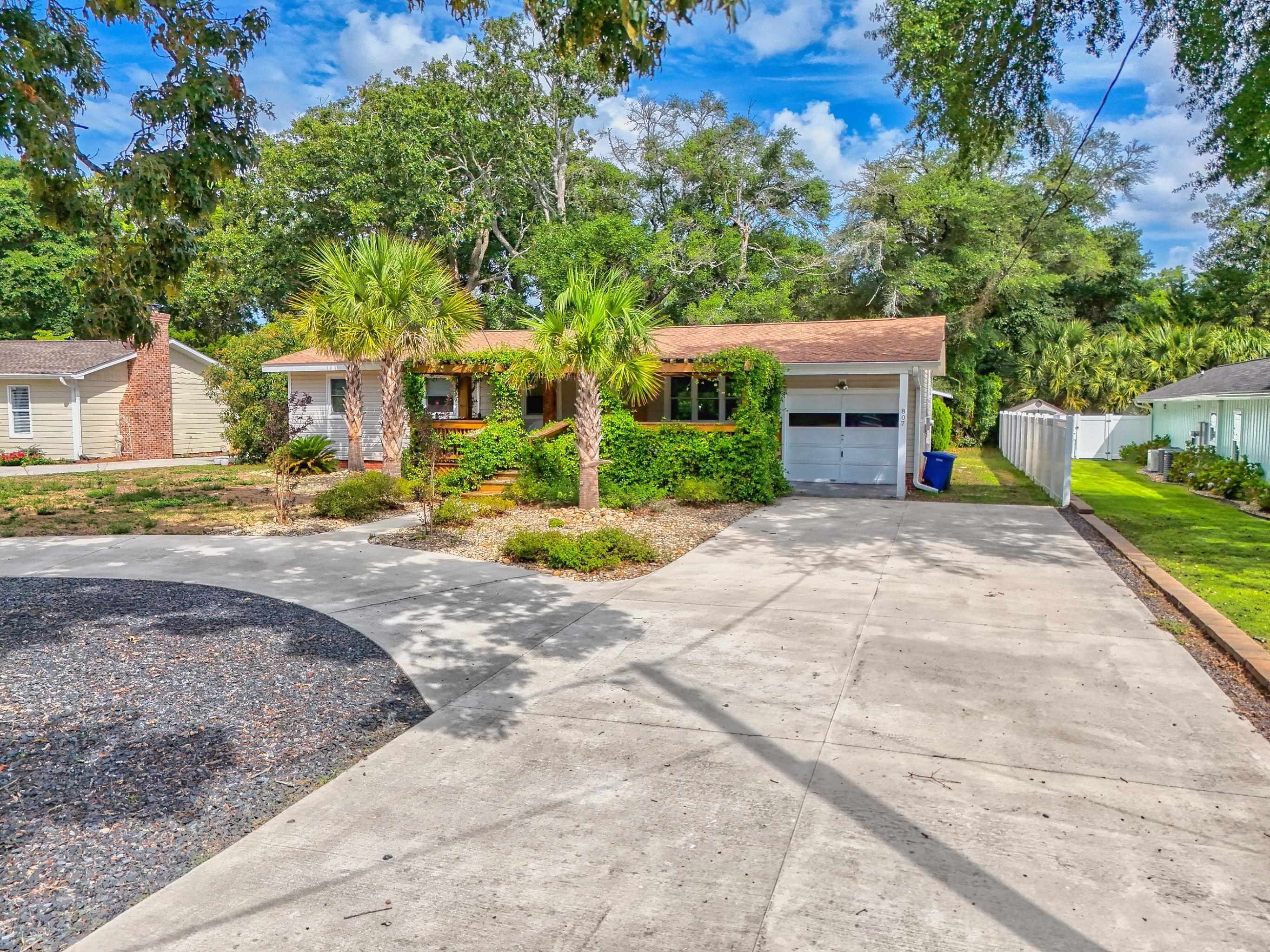 807 Bellamy Rd. Property Photo 1