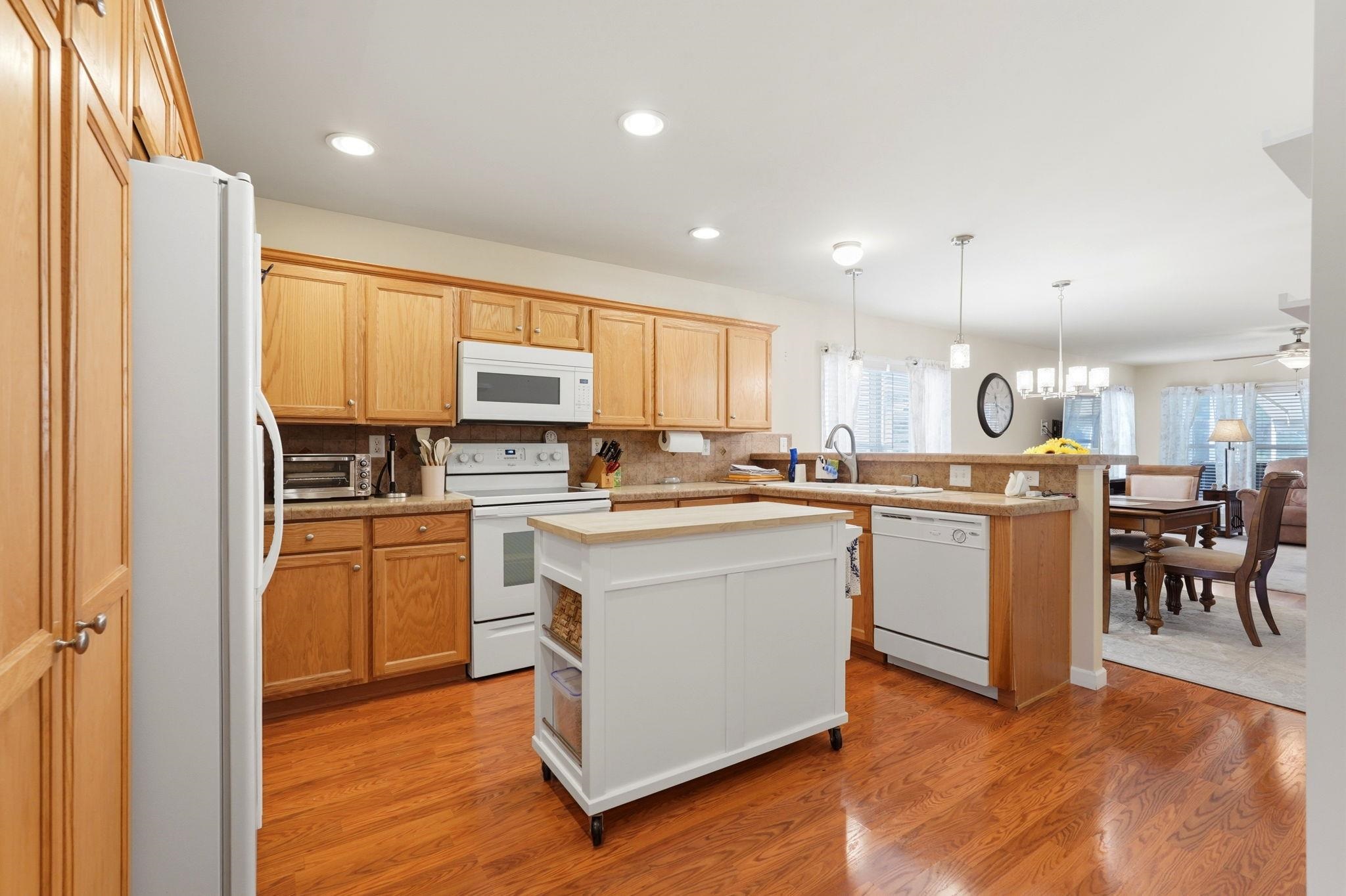 653 Lake Estates Ct. Property Photo 9