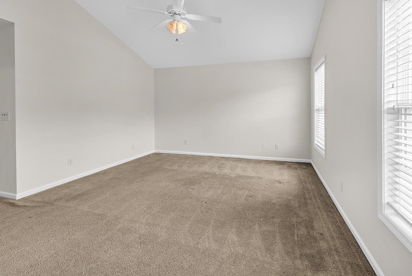 259 Vesta Dr. Property Photo 16