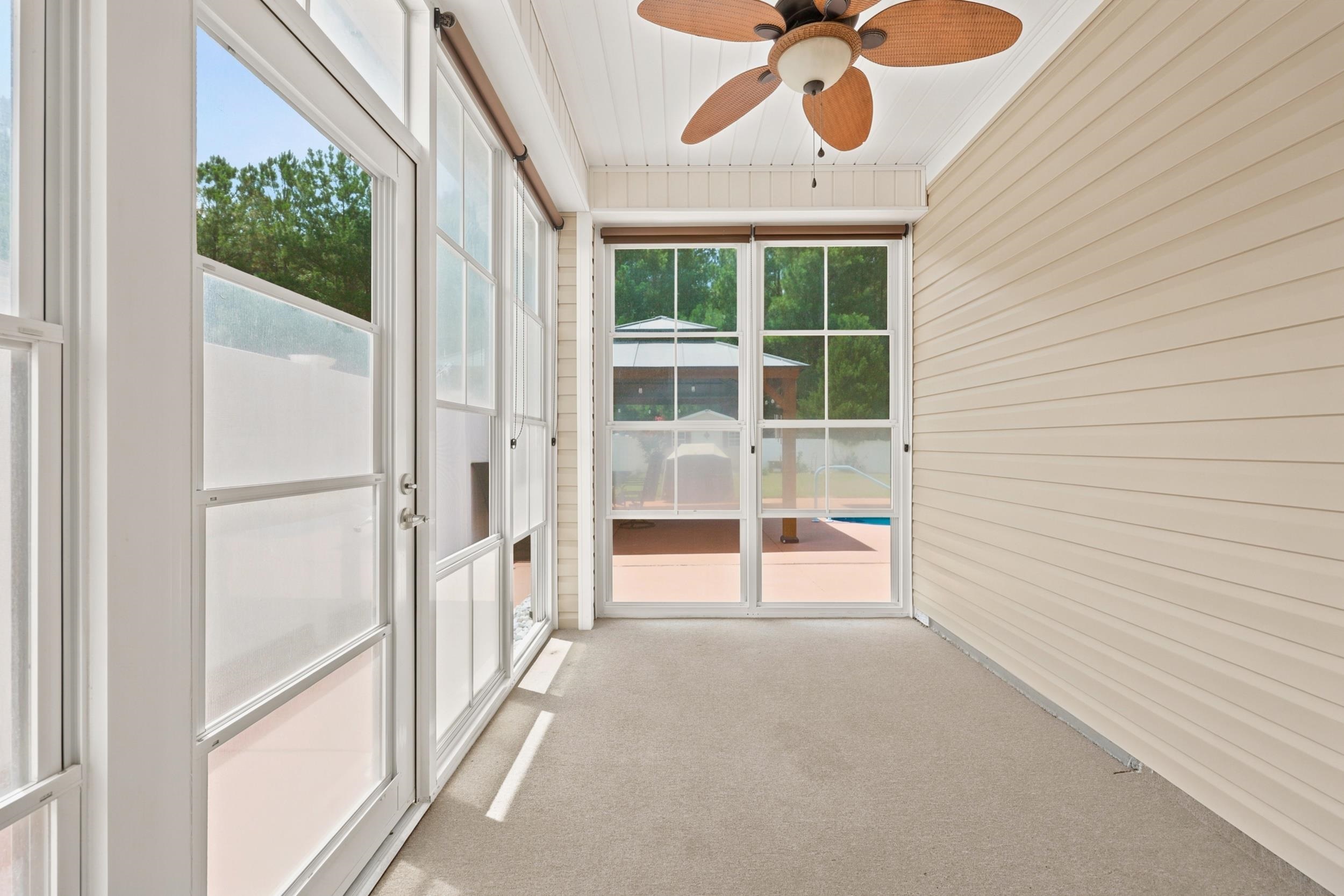 855 Wintercreeper Dr. Property Photo 27