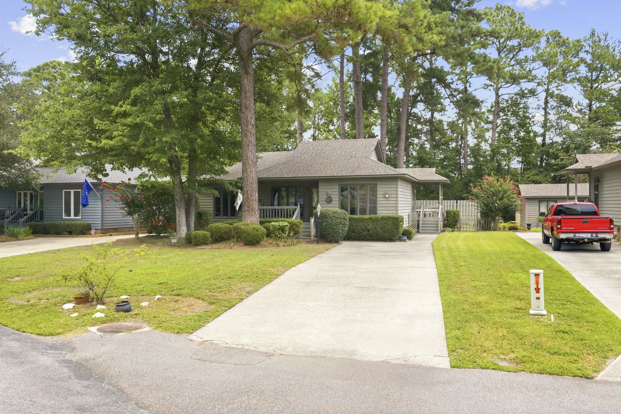 814 Colony Dr. Property Photo 1