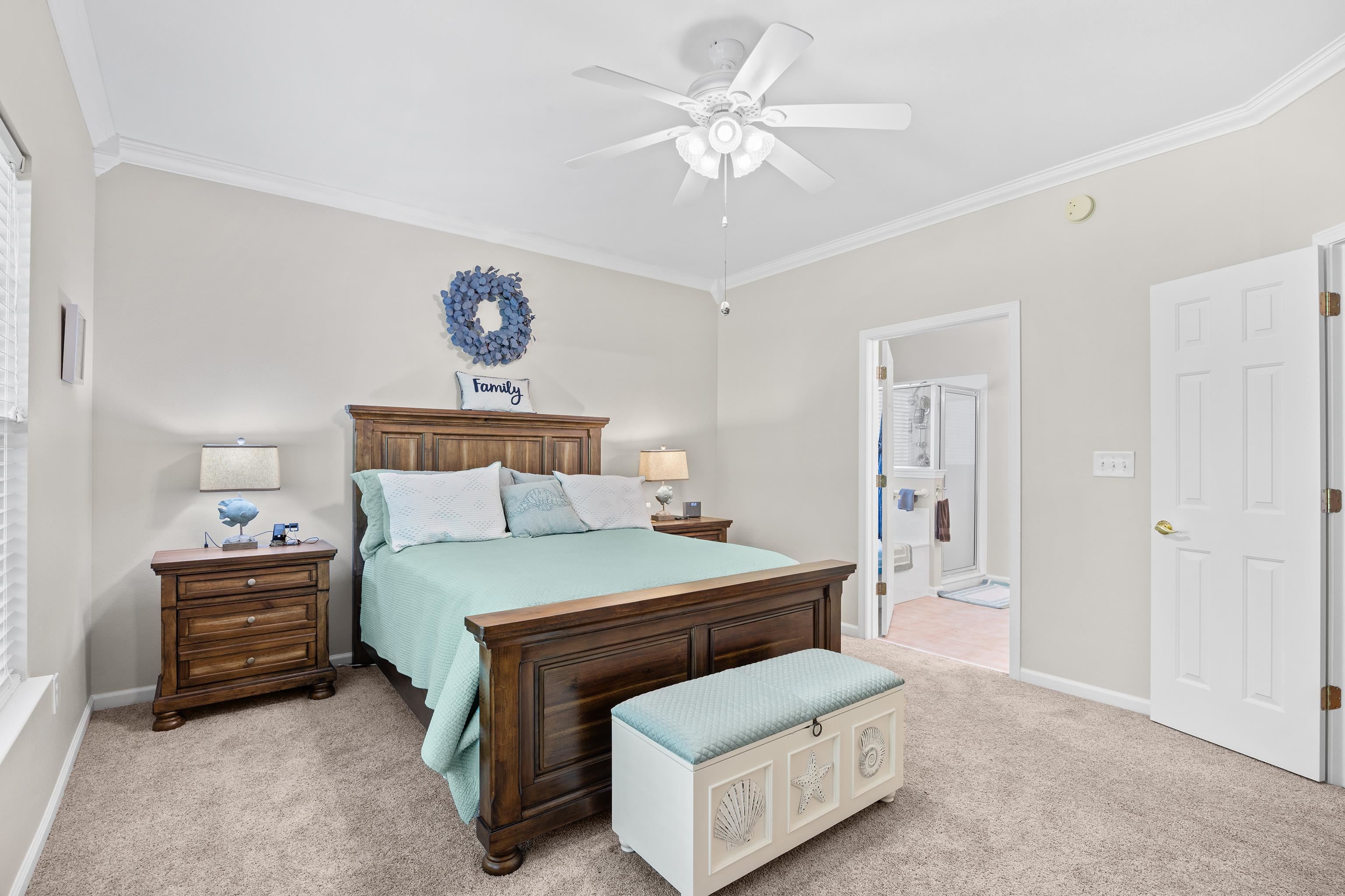 724 Pinehurst Ln. Property Photo 24