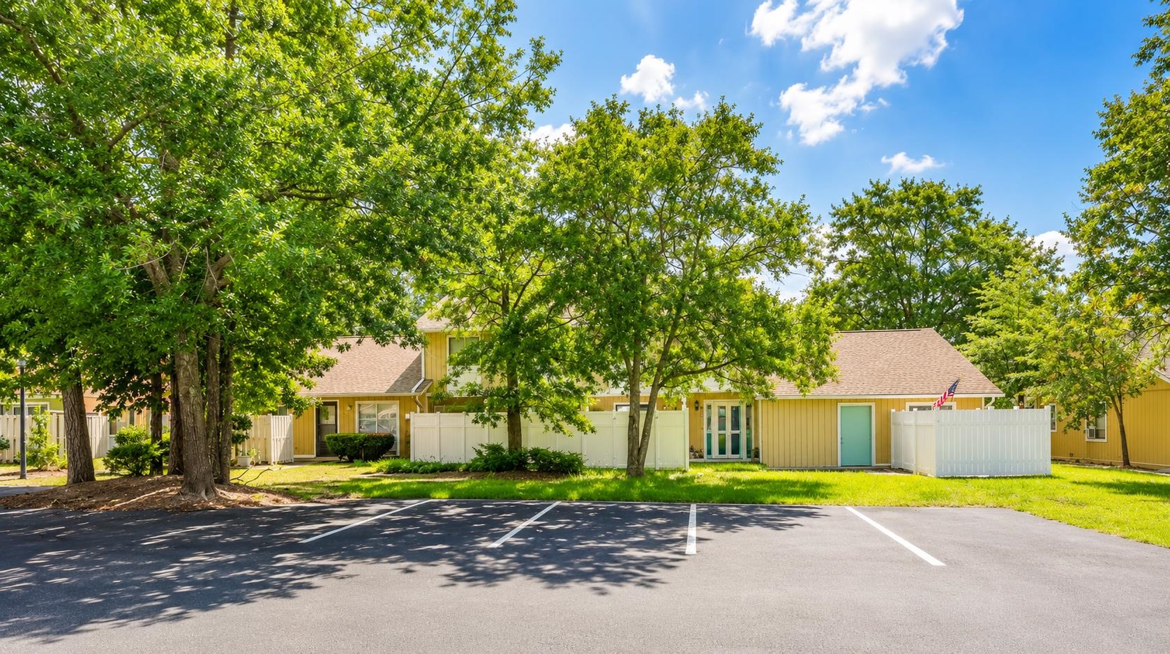 1460 Turkey Ridge Rd. Property Photo 2