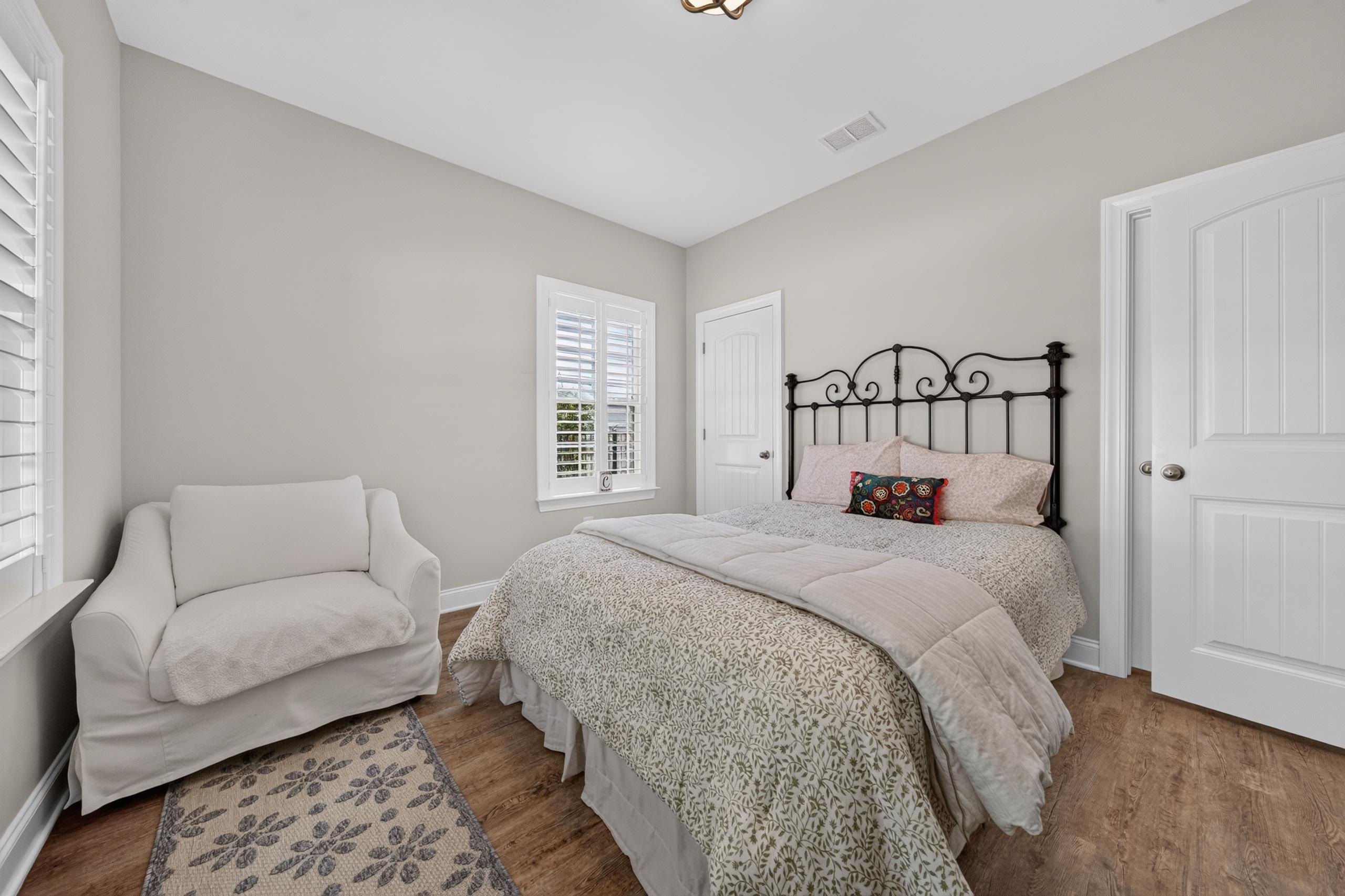 5 Turnbridge Ct. Property Photo 33