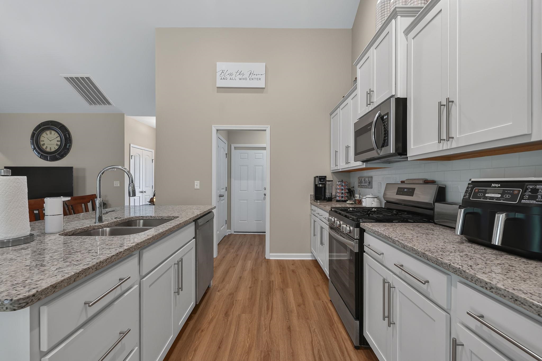 3405 Little Bay Dr. Property Photo 7