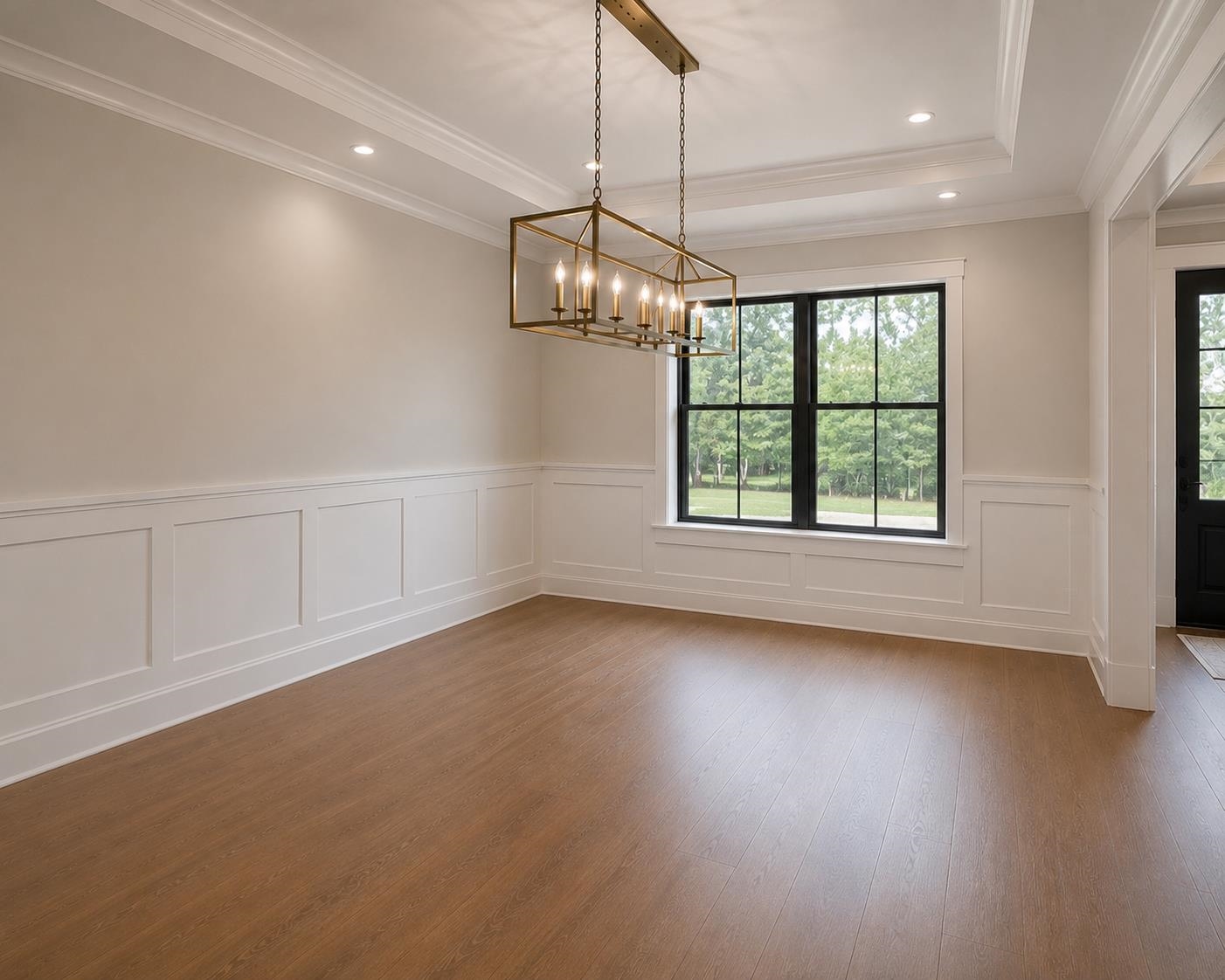 2558 Lake Vista Dr. Property Photo 6