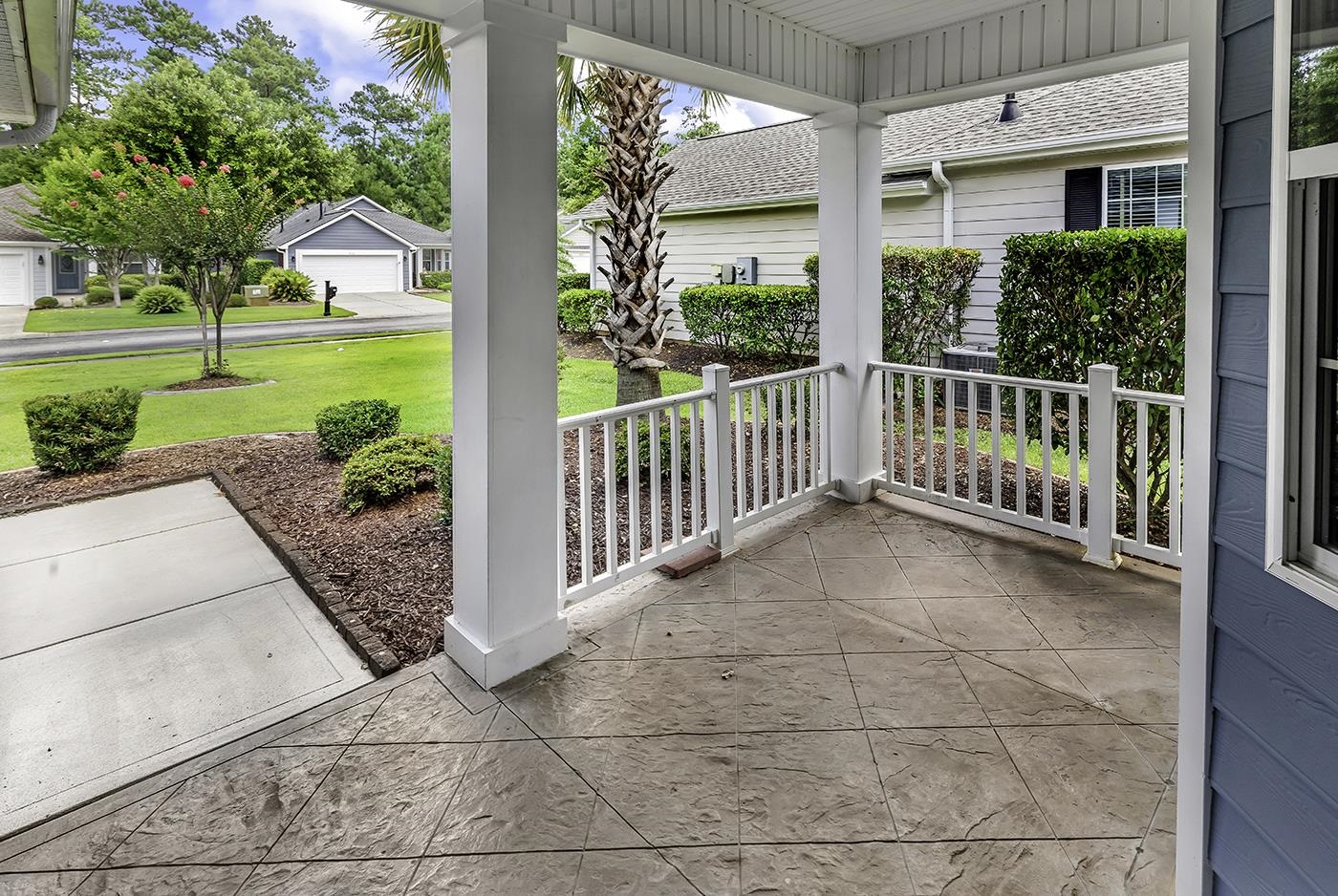721 Bay Hill Ct. Property Photo 2