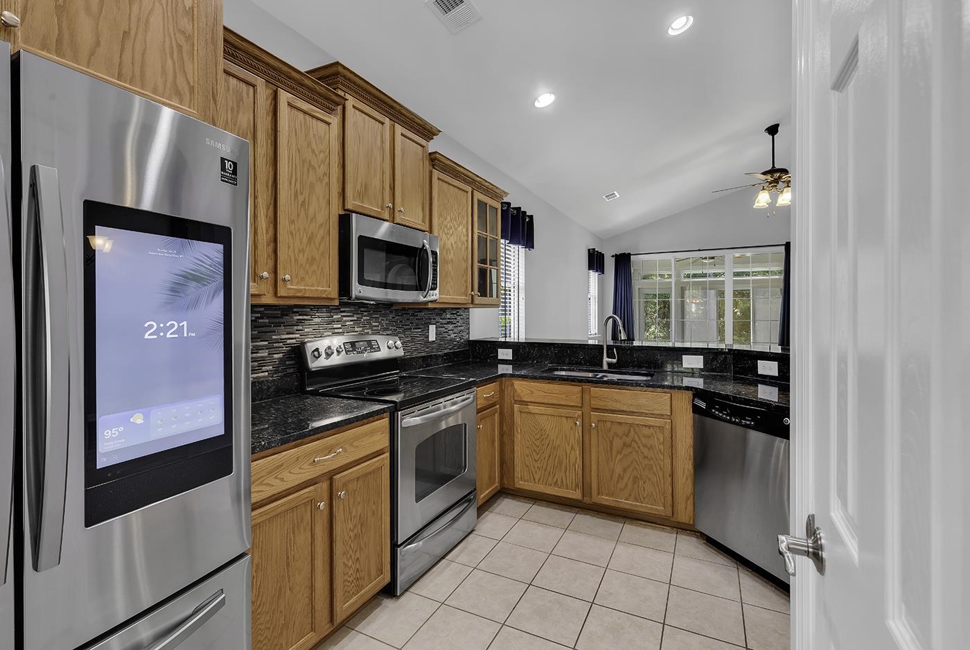 721 Bay Hill Ct. Property Photo 6