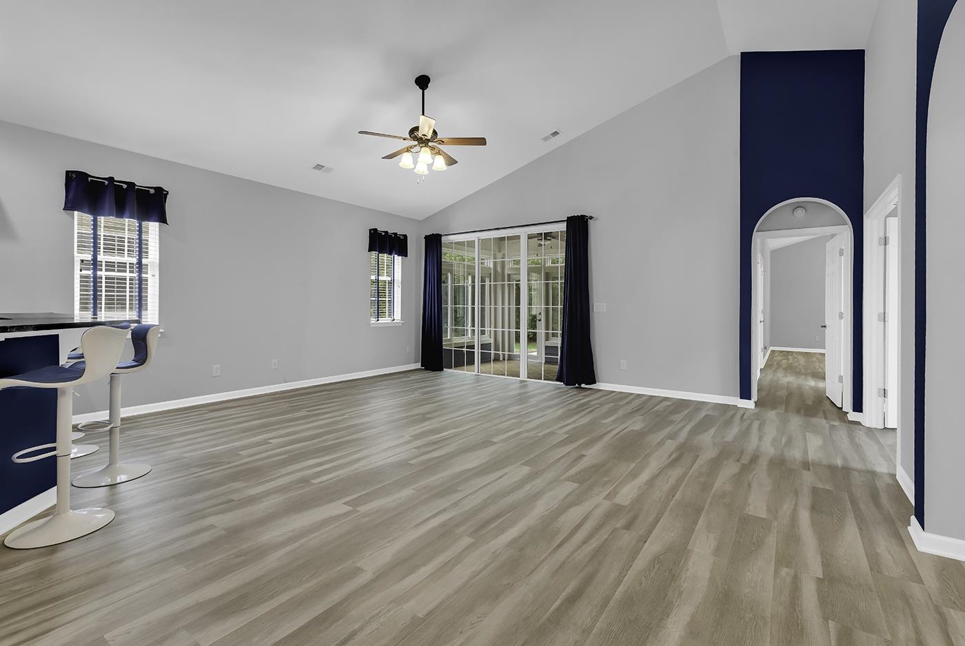 721 Bay Hill Ct. Property Photo 16