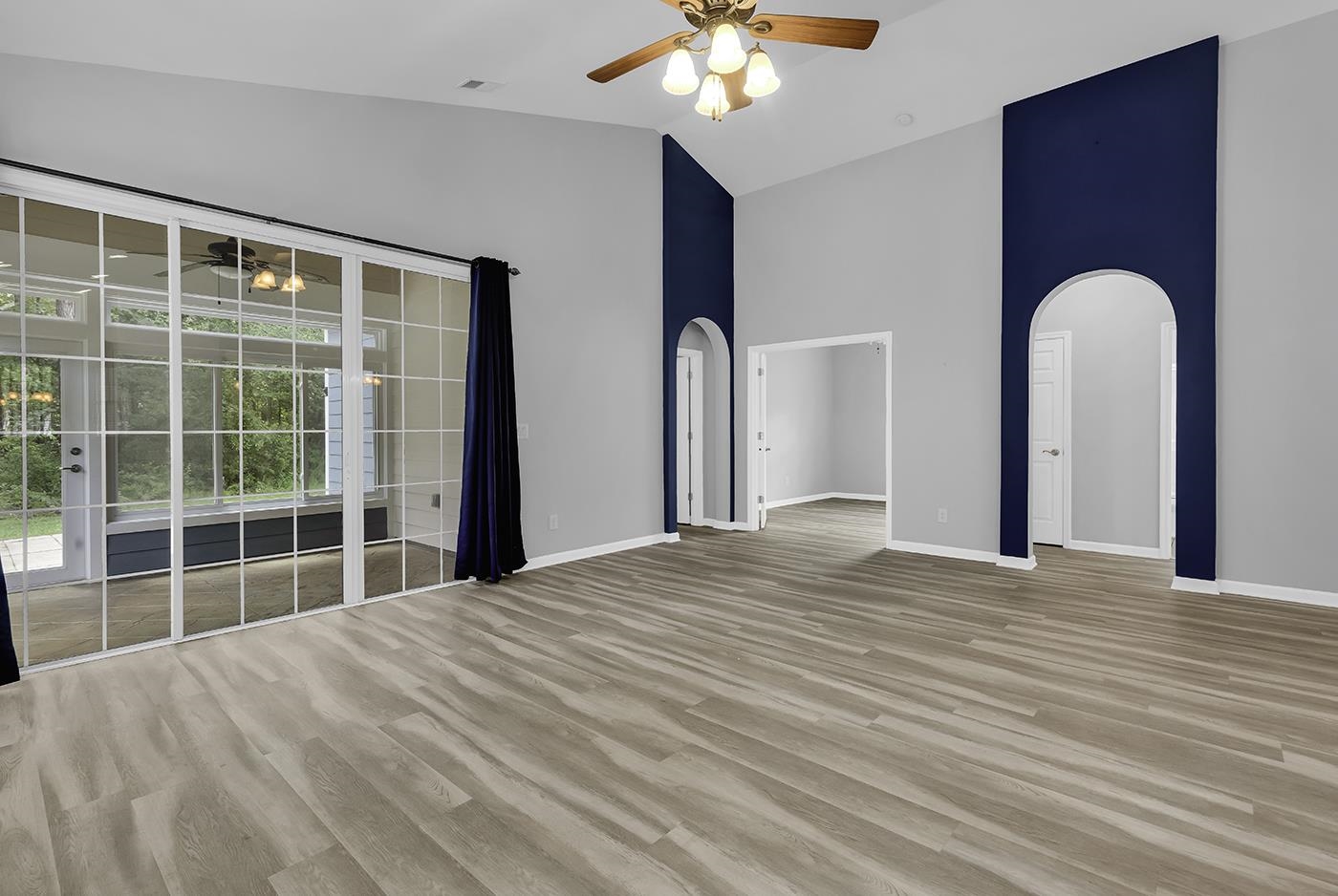721 Bay Hill Ct. Property Photo 22