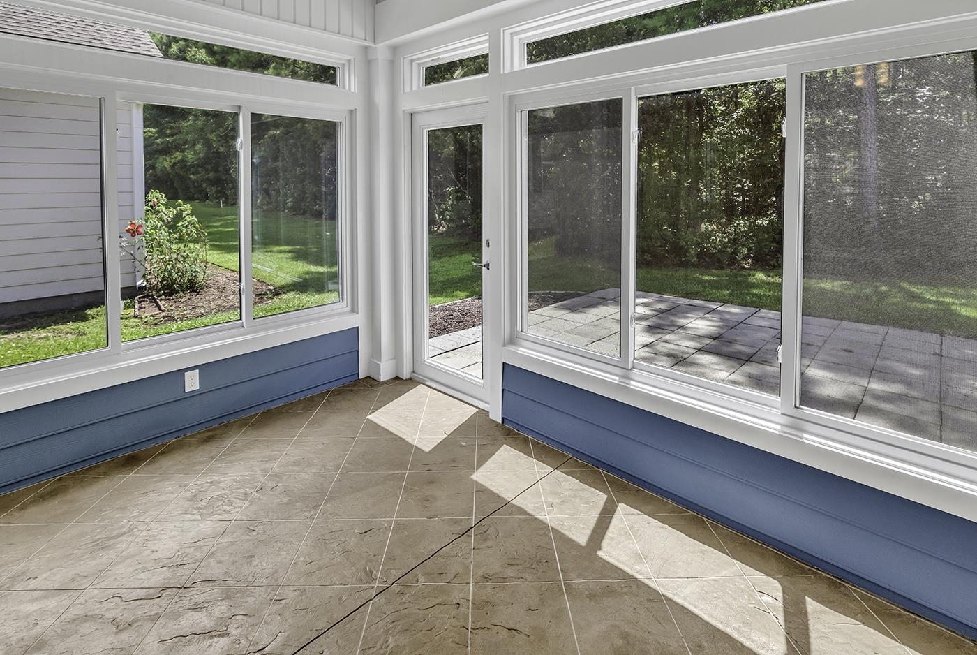 721 Bay Hill Ct. Property Photo 40