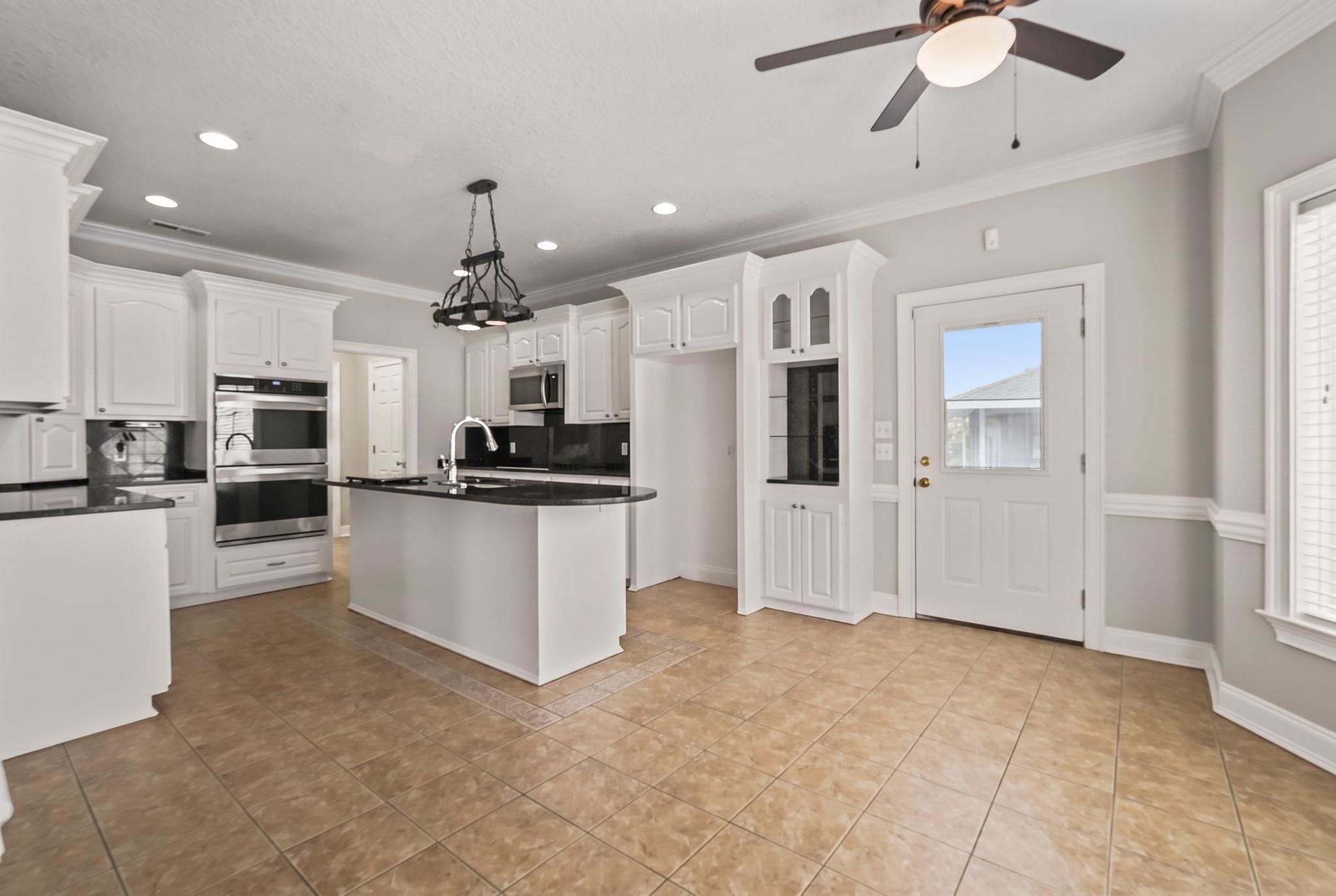 912 Windshore Ct. Property Photo 26