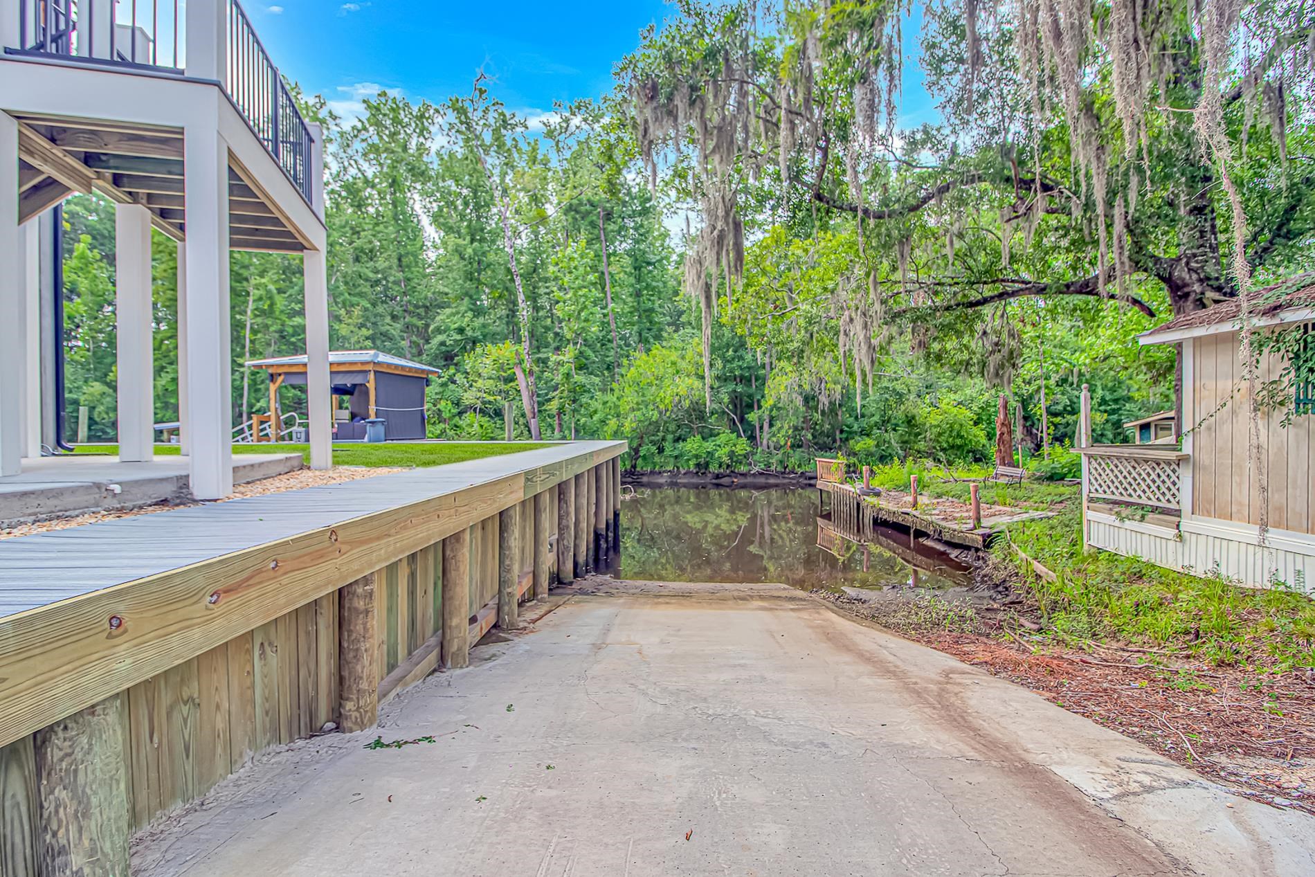 5854 Creekside Dr. Property Photo 27