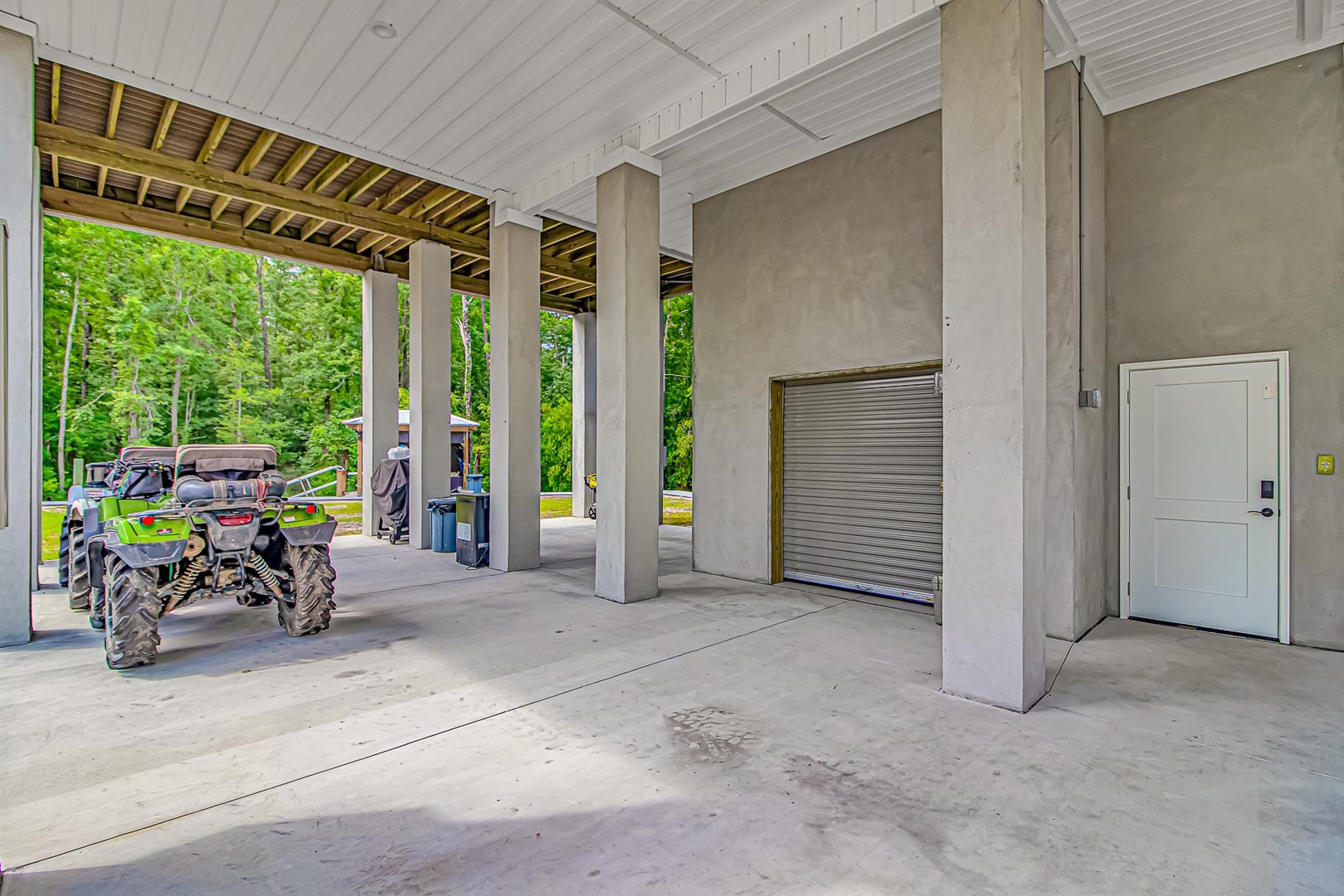5854 Creekside Dr. Property Photo 32