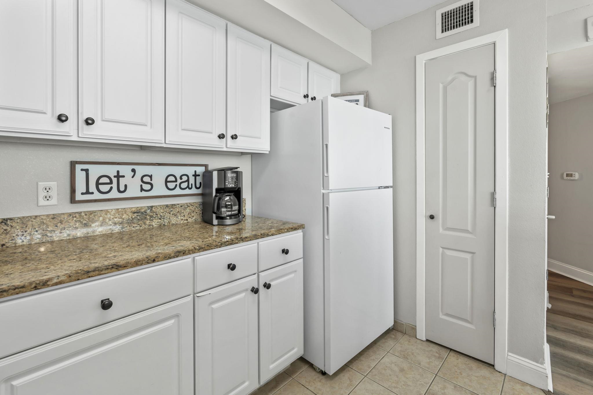 2504 N Ocean Blvd. Property Photo 18