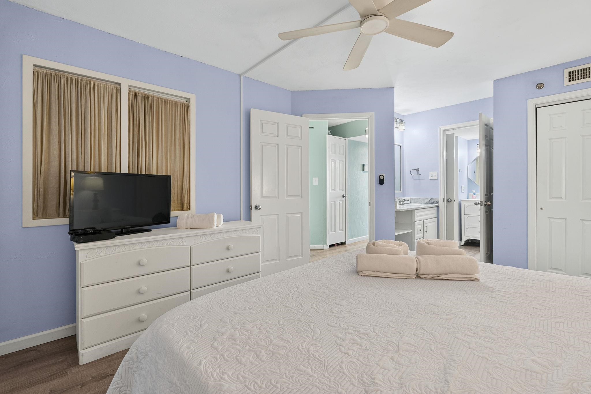 5523 N Ocean Blvd. Property Photo 6