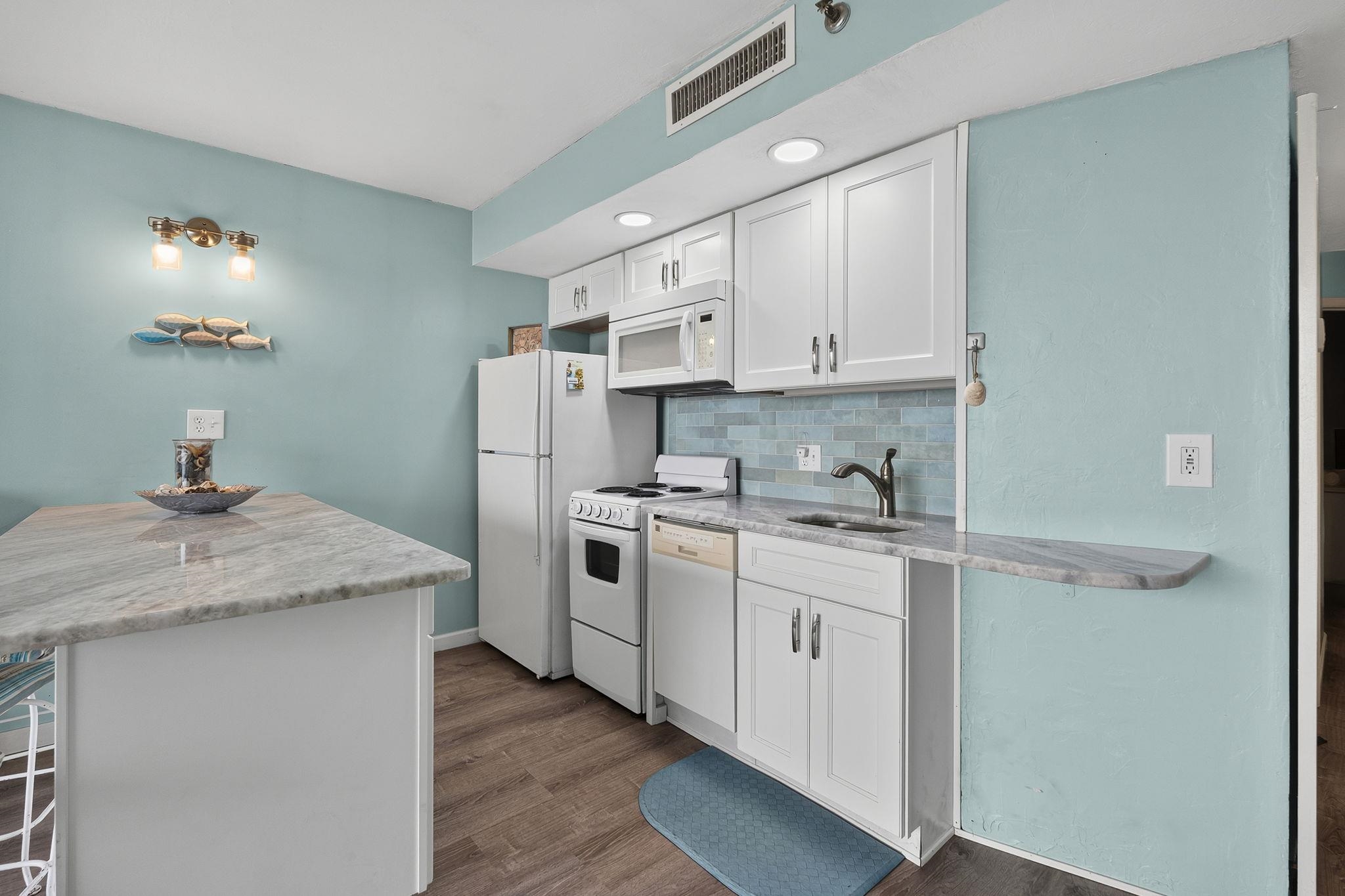 5523 N Ocean Blvd. Property Photo 15
