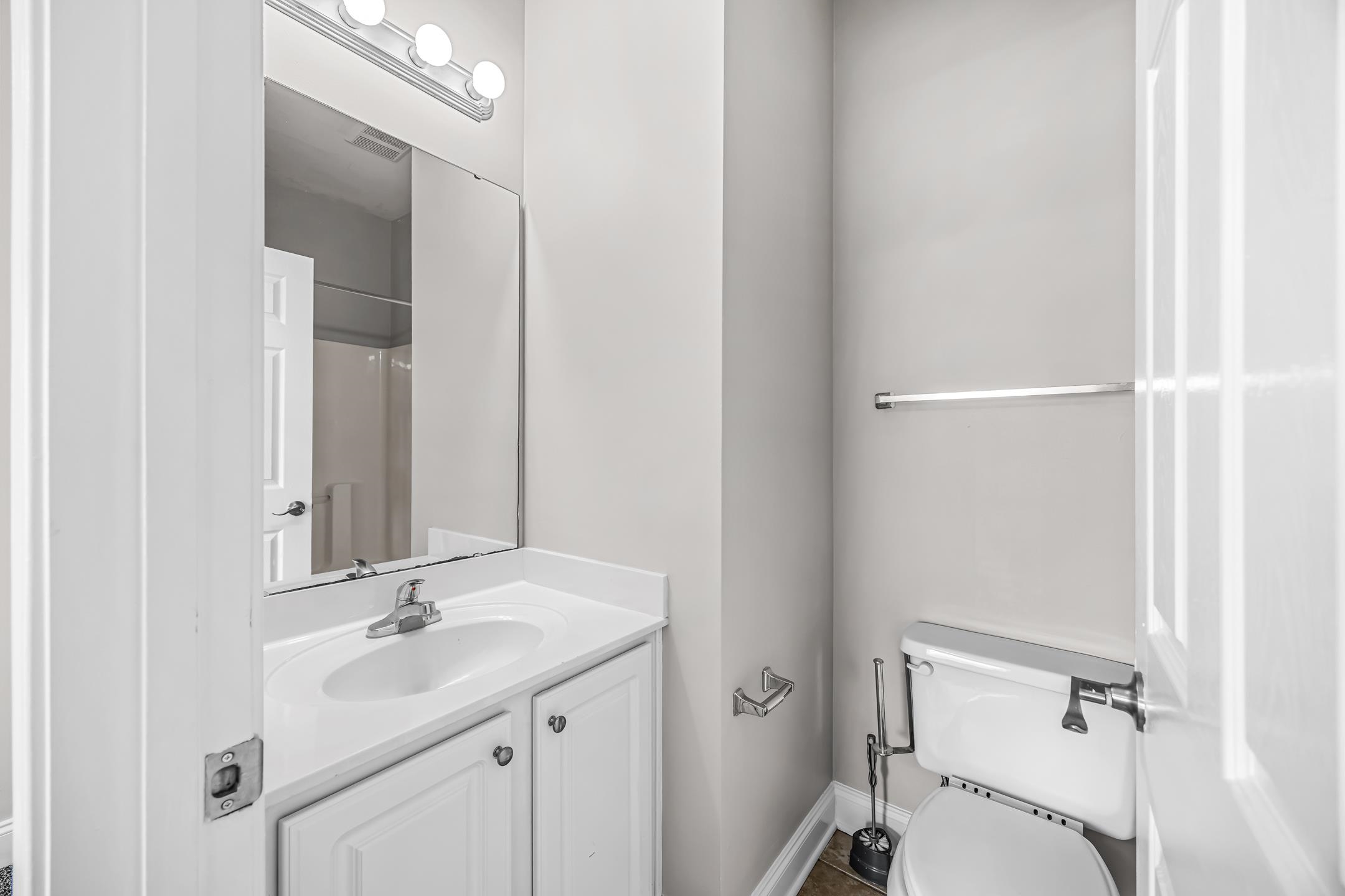 2021 Silvercrest Dr. Property Photo 27