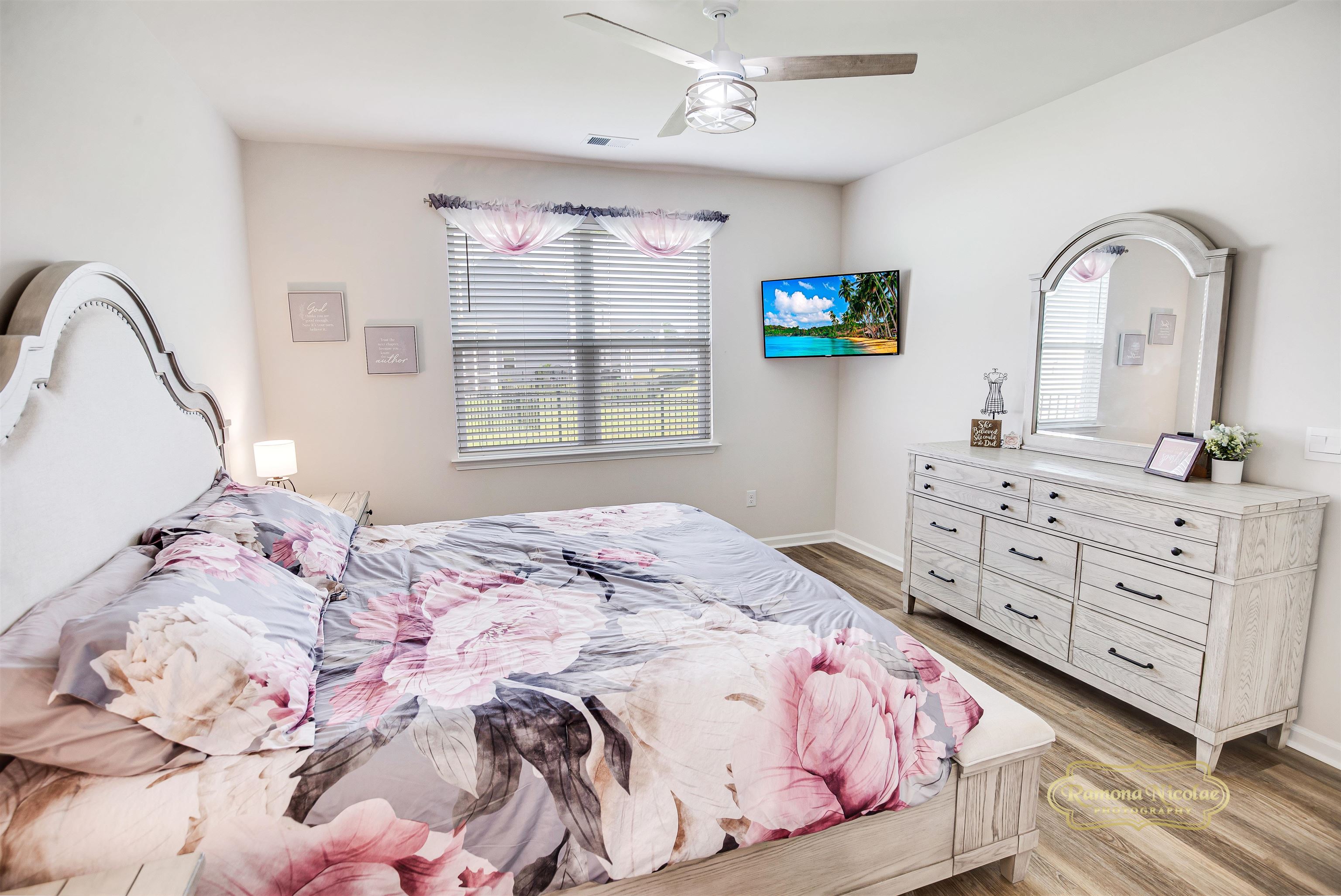1075 Sennema Circle Property Photo 14