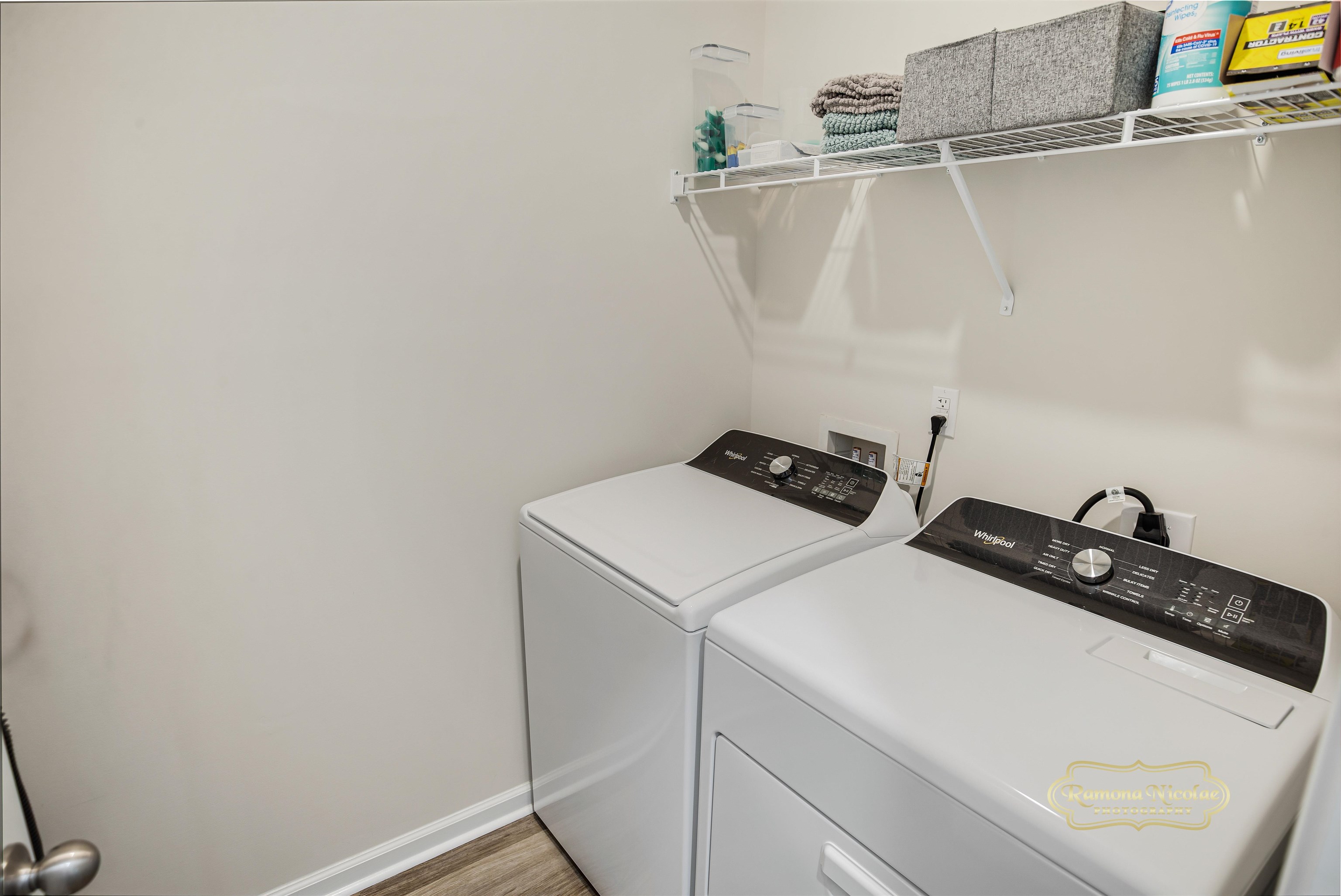 1075 Sennema Circle Property Photo 21