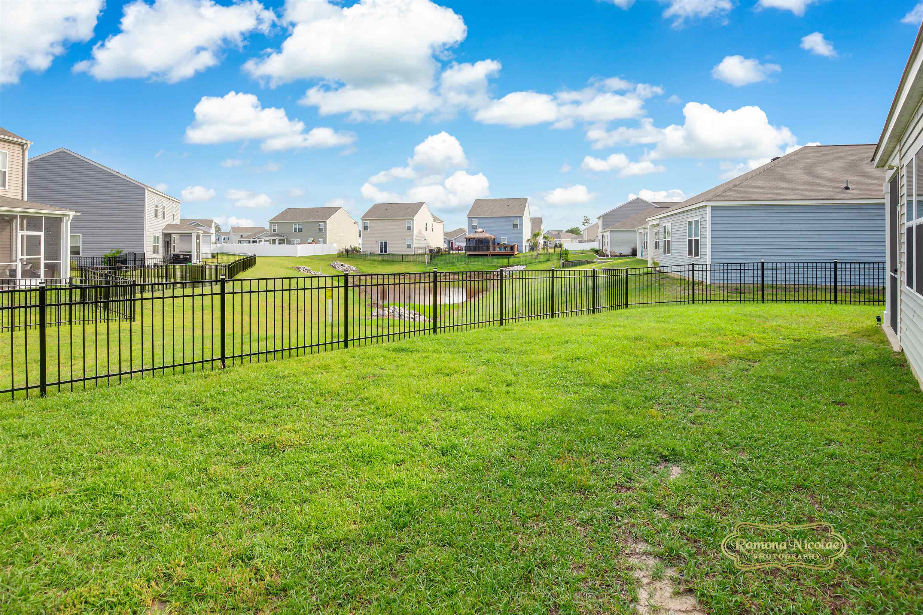 1075 Sennema Circle Property Photo 24