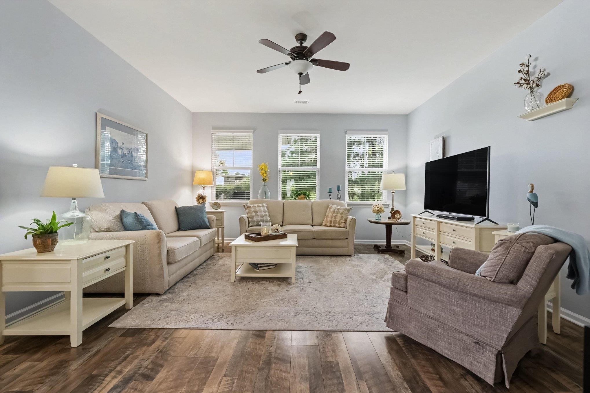 5813 Empoli Ct. Property Photo 4