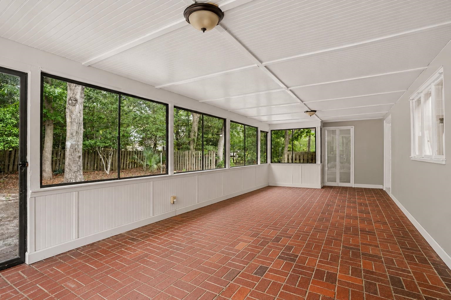 231 Live Oak Ln. Property Photo 20