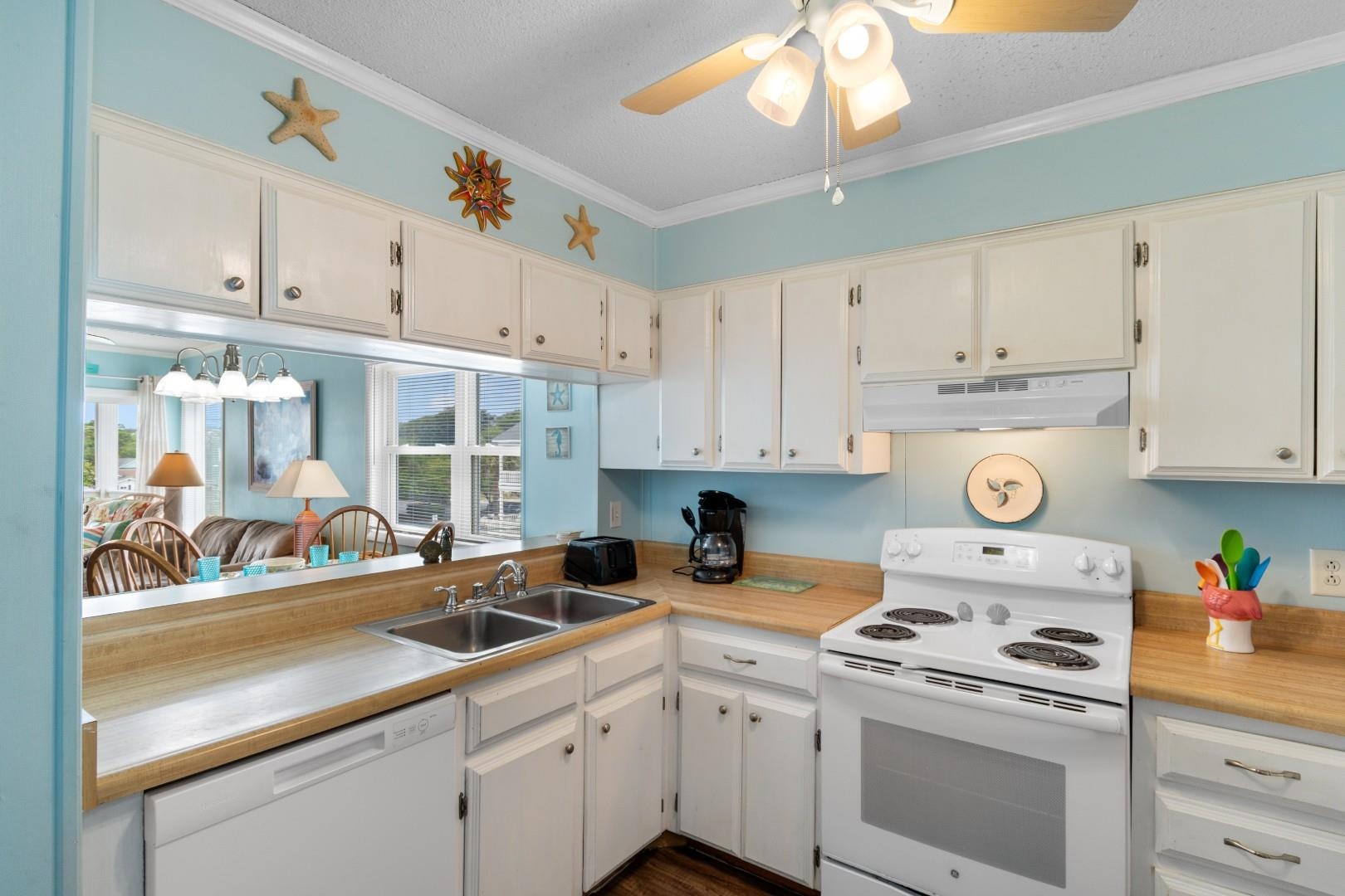 3610 S Ocean Blvd. Property Photo 4