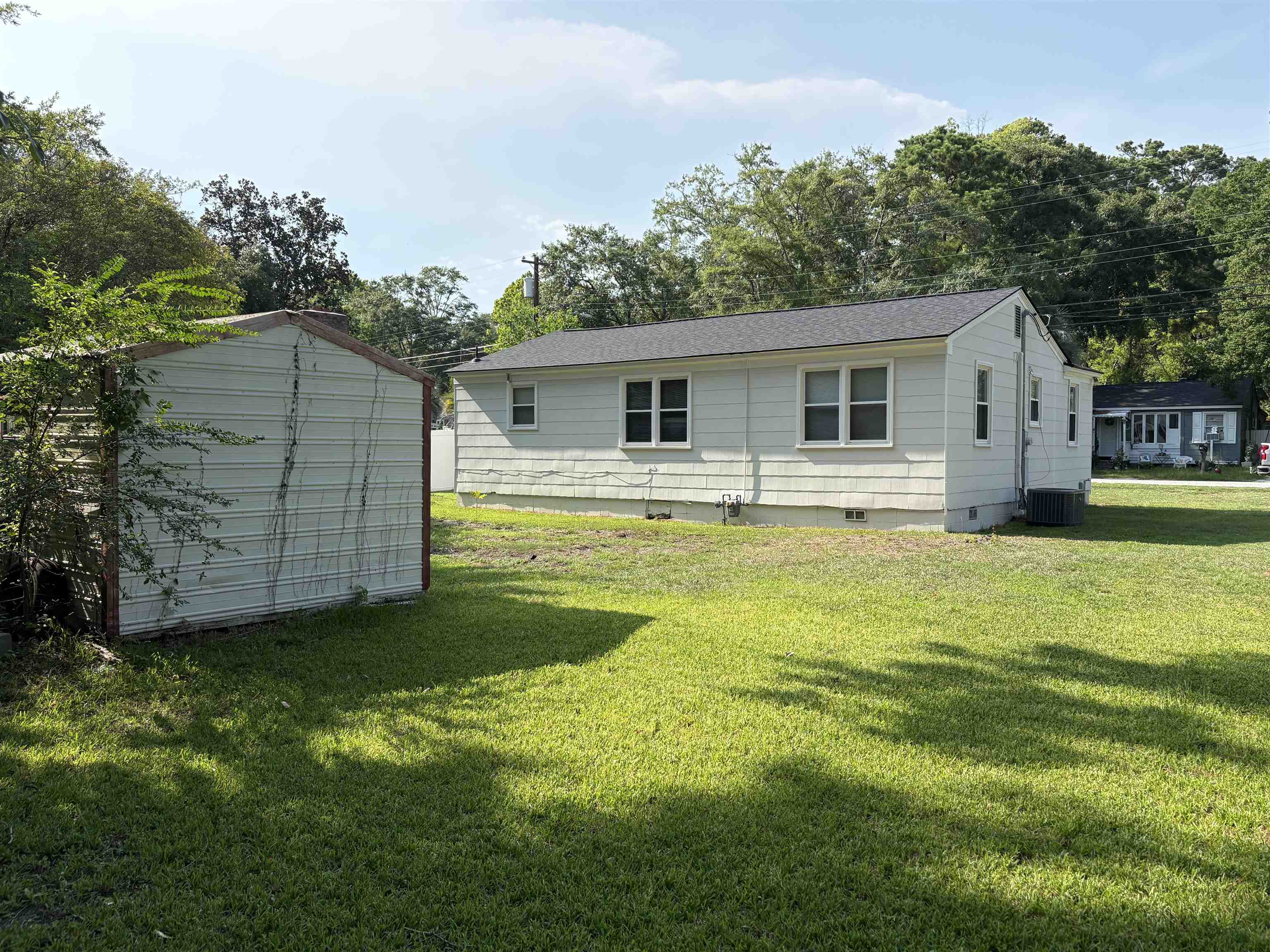 505 Dawson St. Property Photo 4