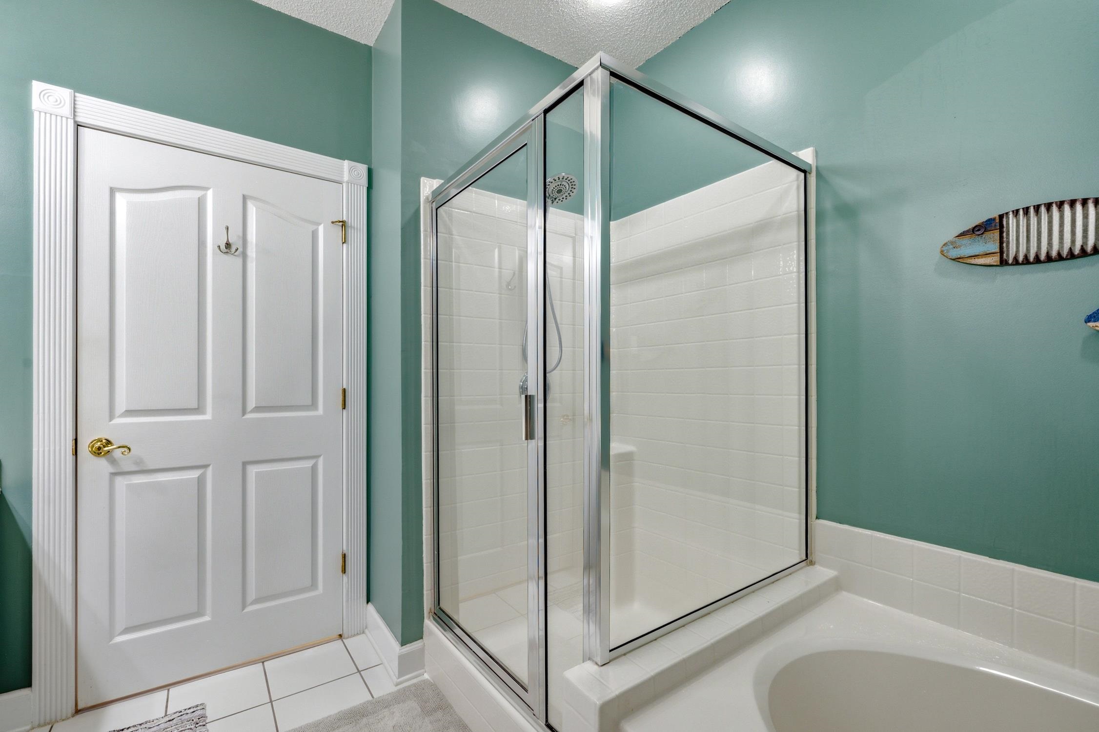 2241 Waterview Dr. Property Photo 23