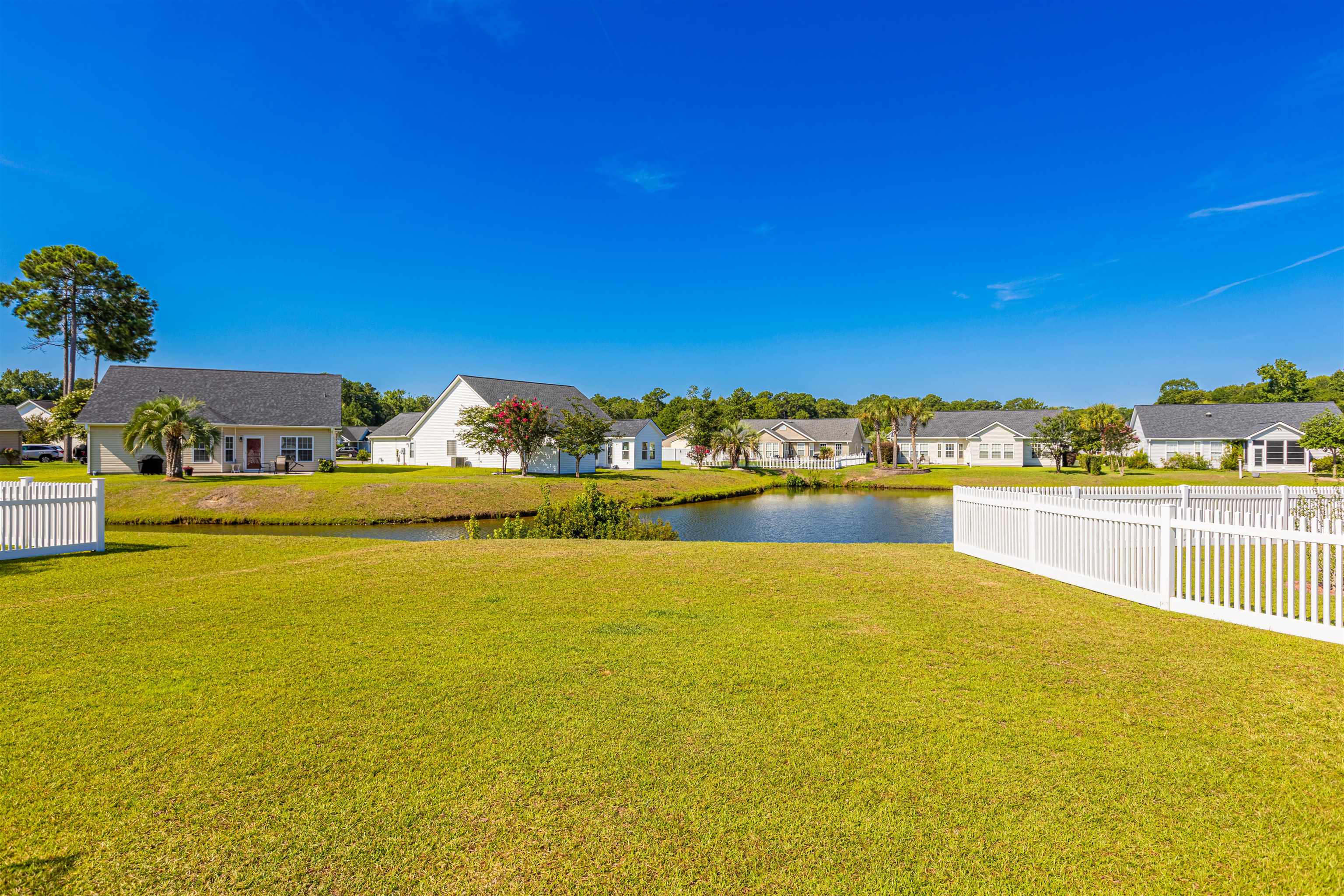 167 Governors Loop Property Photo 28