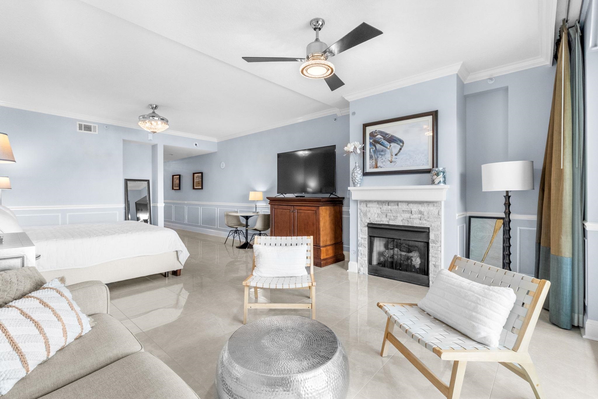 8121 Amalfi Pl. Property Photo 5