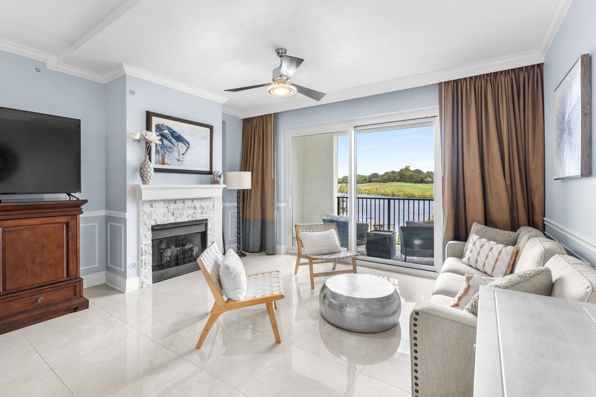 8121 Amalfi Pl. Property Photo 17