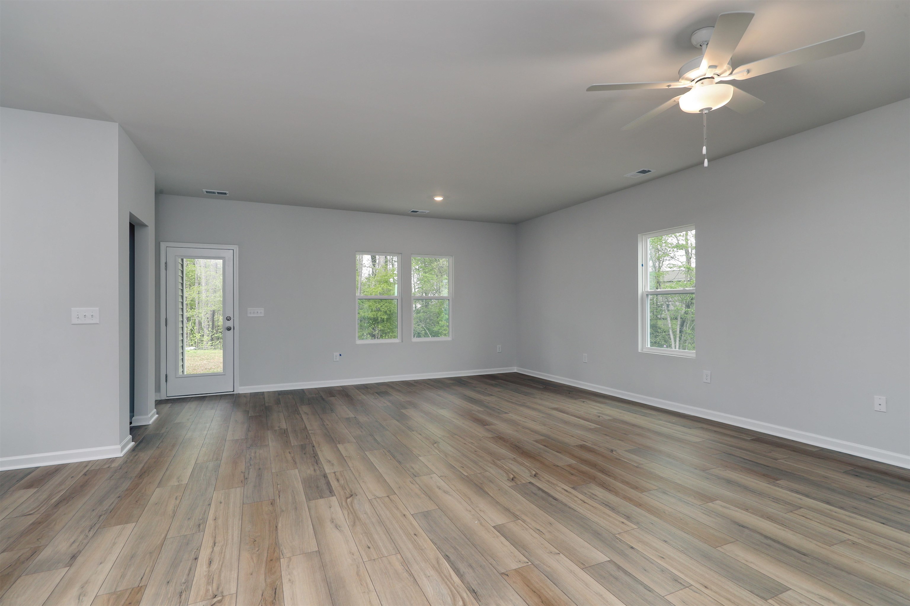 423 Atamasco Ct. Property Photo 9