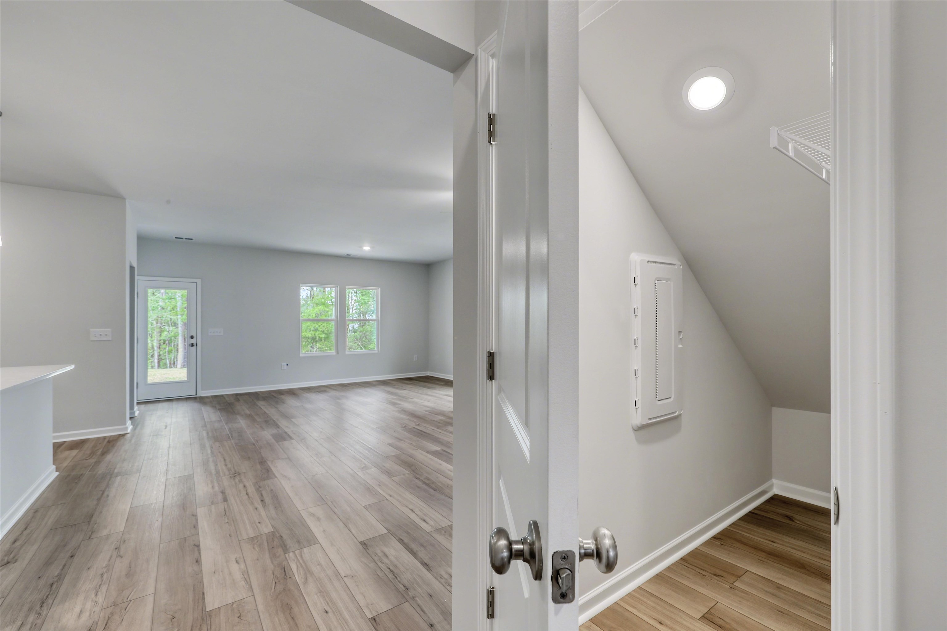 423 Atamasco Ct. Property Photo 10