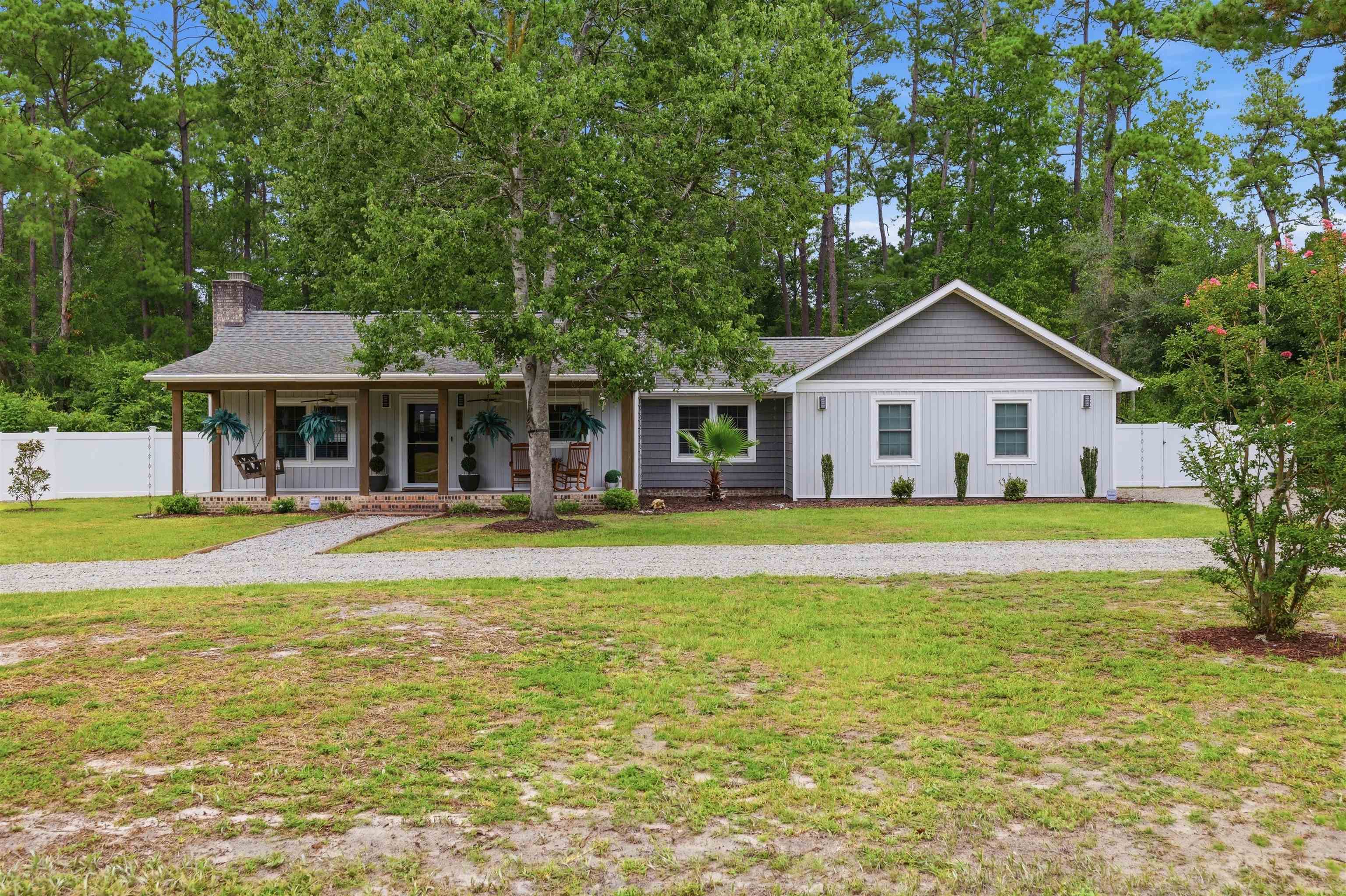 946 Fox Hollow Rd. Property Photo 1