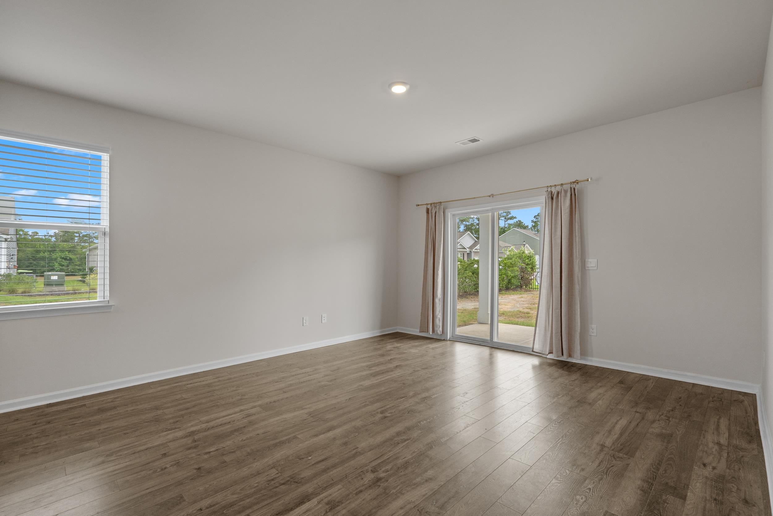 501 Hogwart Ln. Property Photo 11