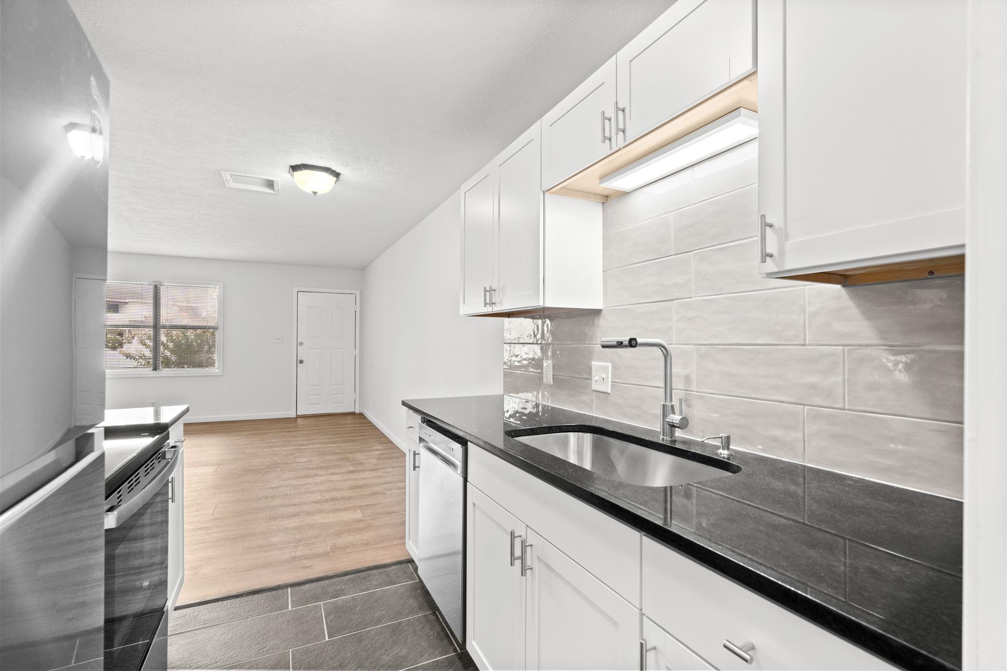 209 Cedar St. Property Photo 13