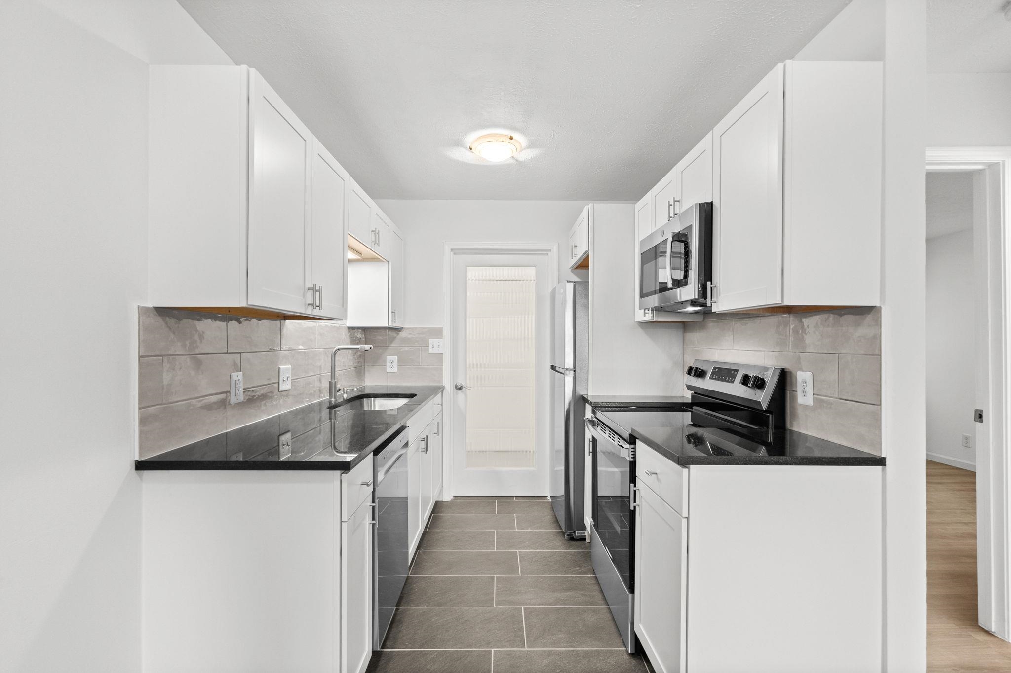 209 Cedar St. Property Photo 14