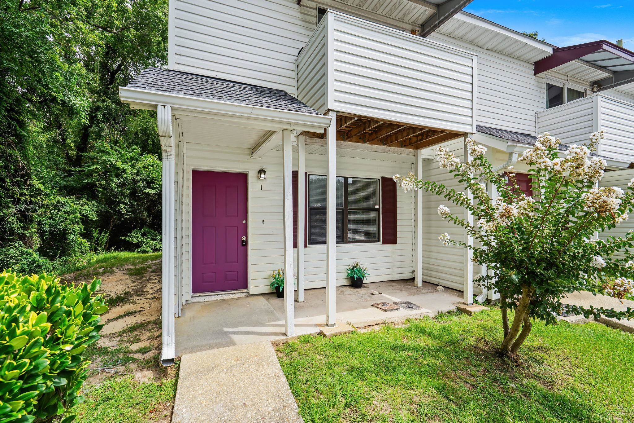 209 Cedar St. Property Photo 30