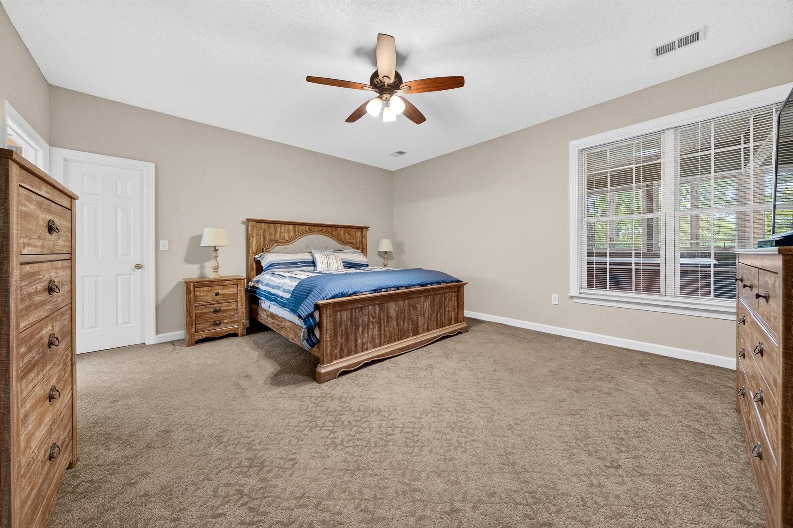 48 Alexander Glennie Dr. Property Photo 15