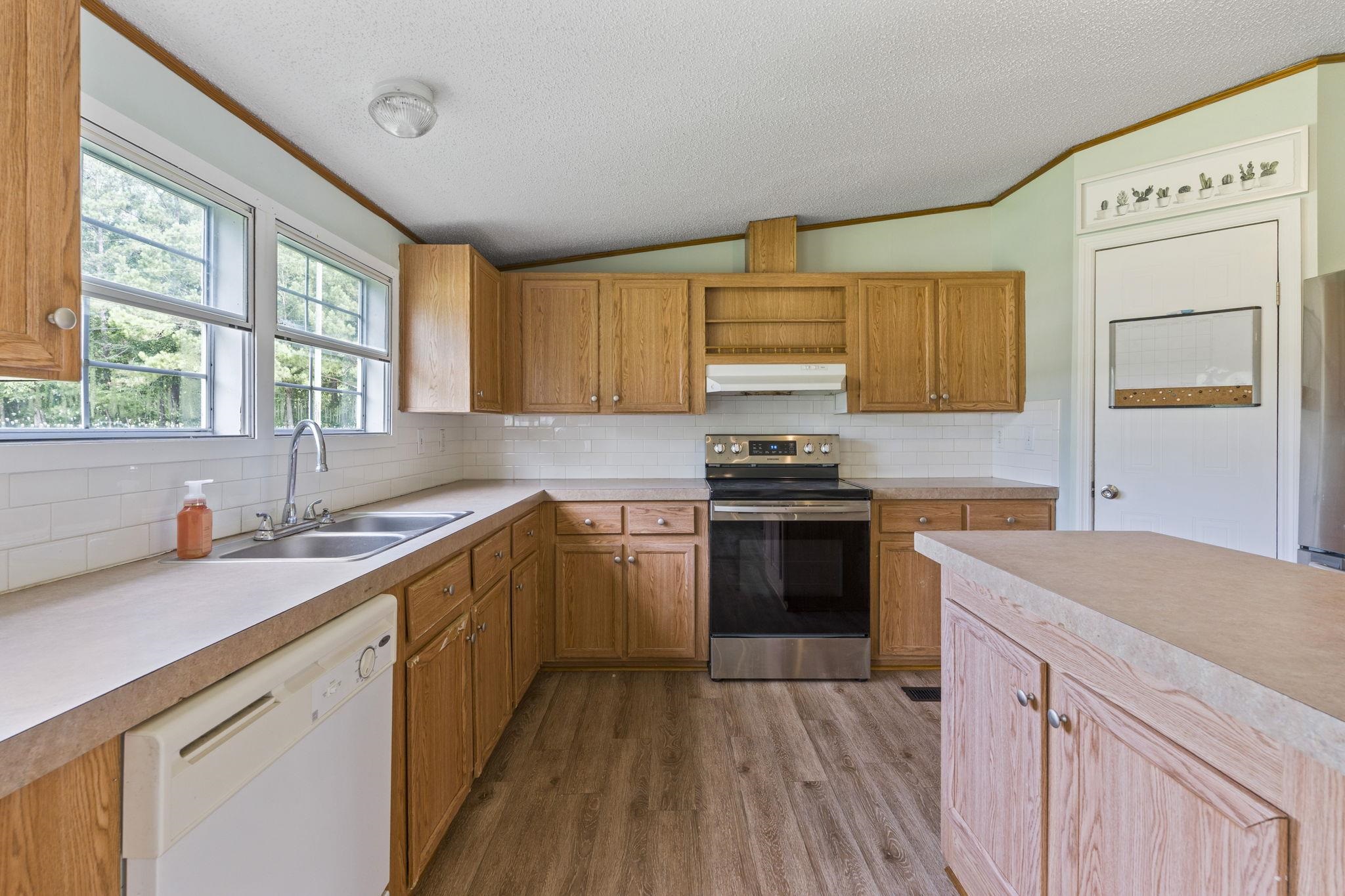 524 Alton Rd. Property Photo 8