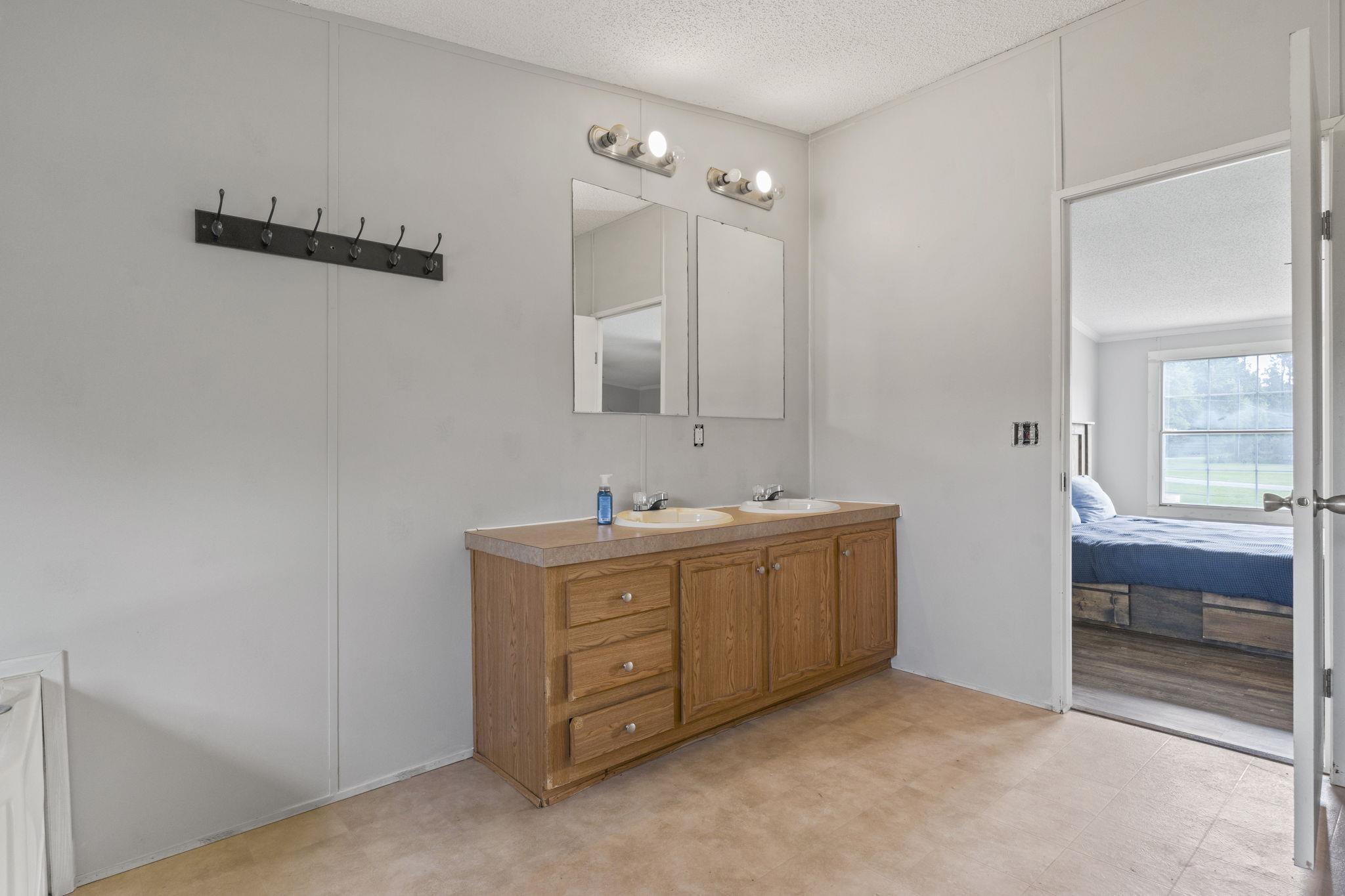 524 Alton Rd. Property Photo 24
