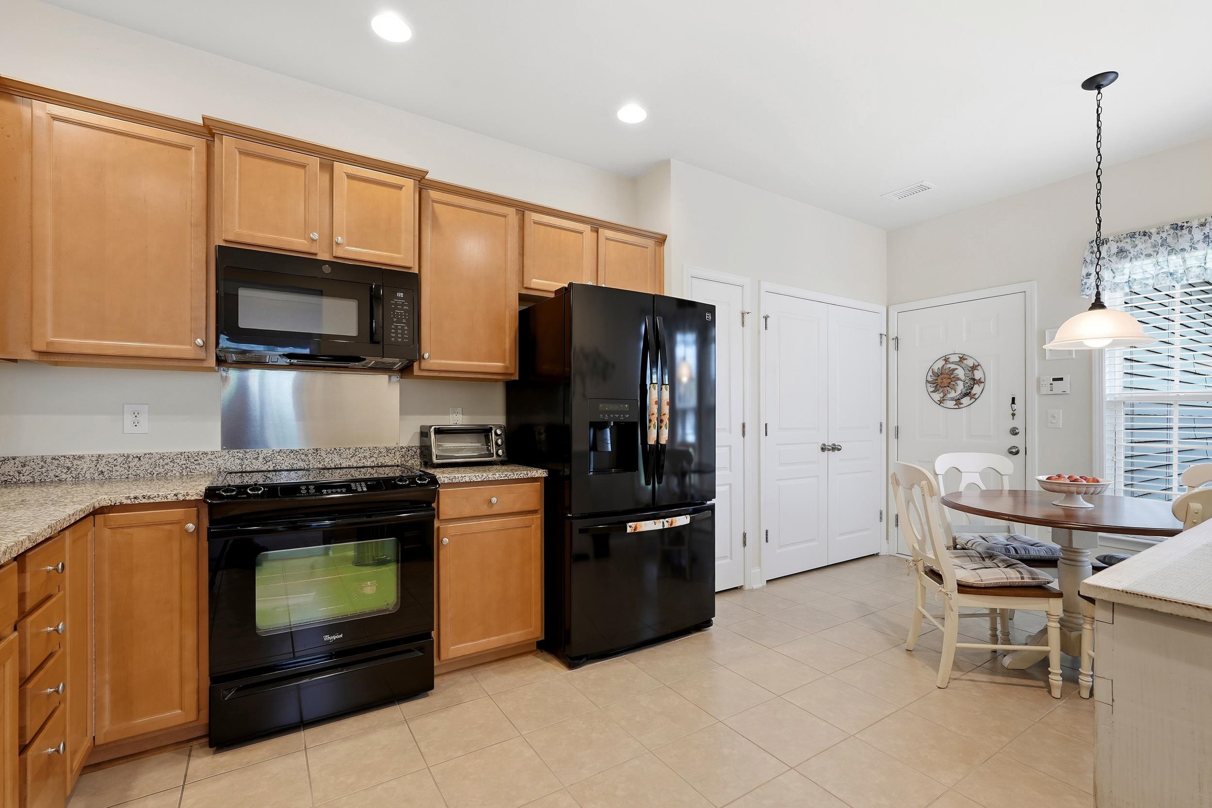 2313 Ordsall Ct. Property Photo 9