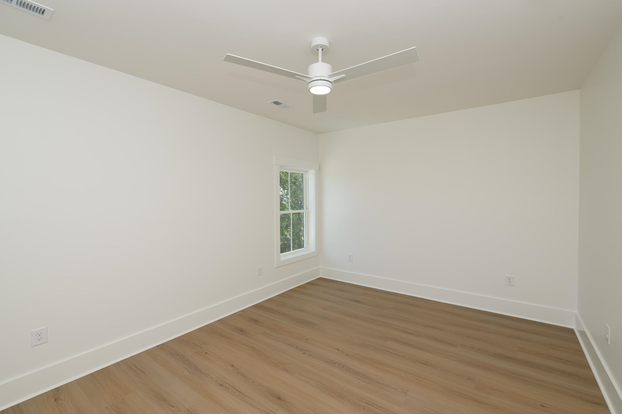 613 South Dogwood Property Photo 17