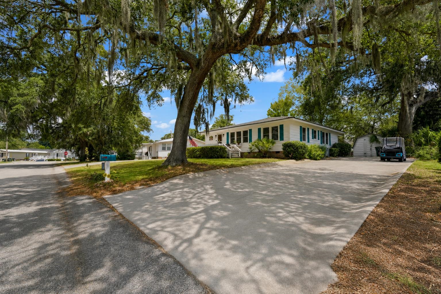 908 Wood St. Property Photo 1